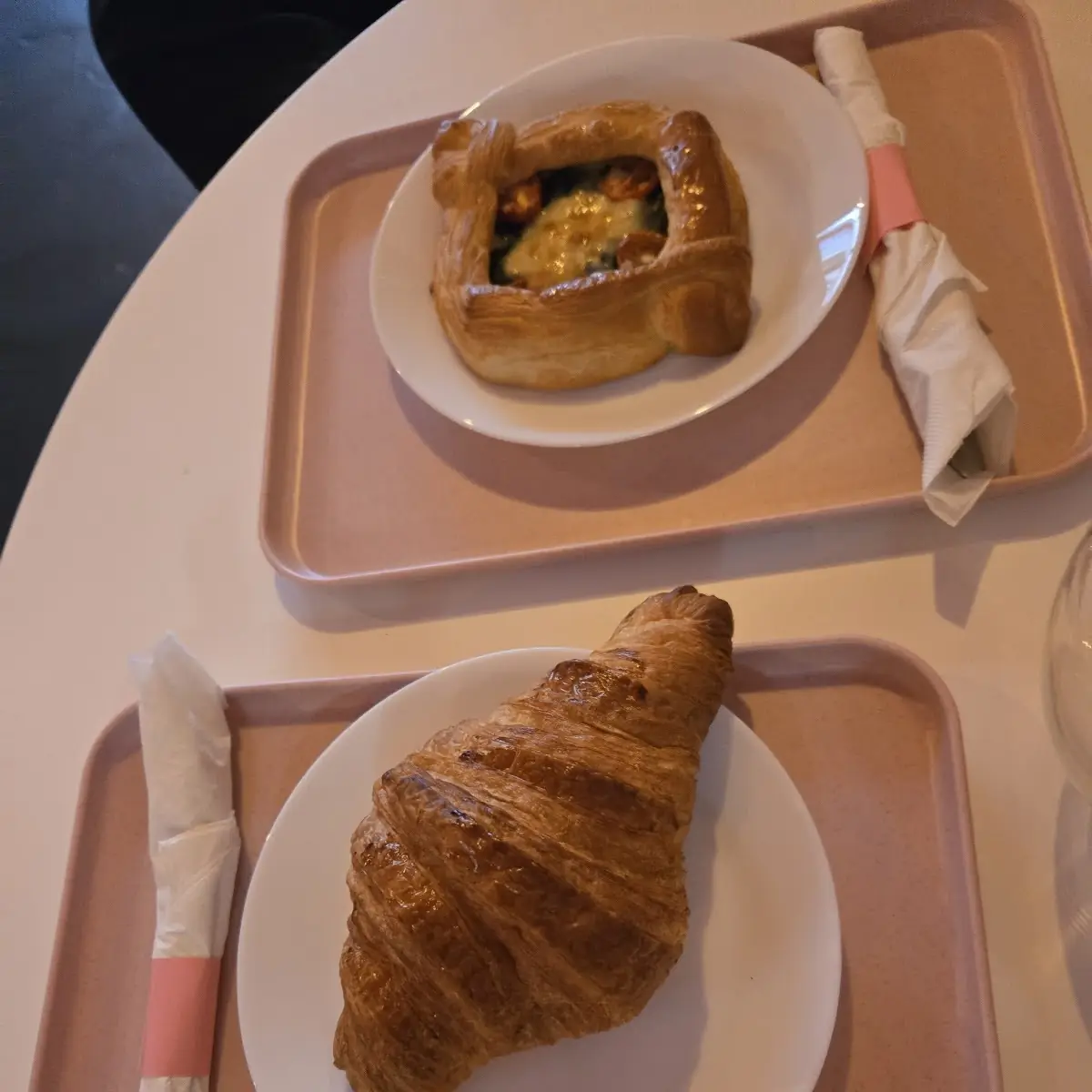 Butter Croissant Plain