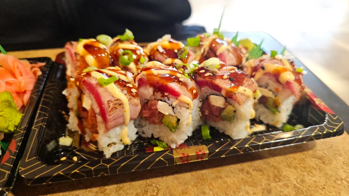 Fuji Roll Tuna & Yellowtail