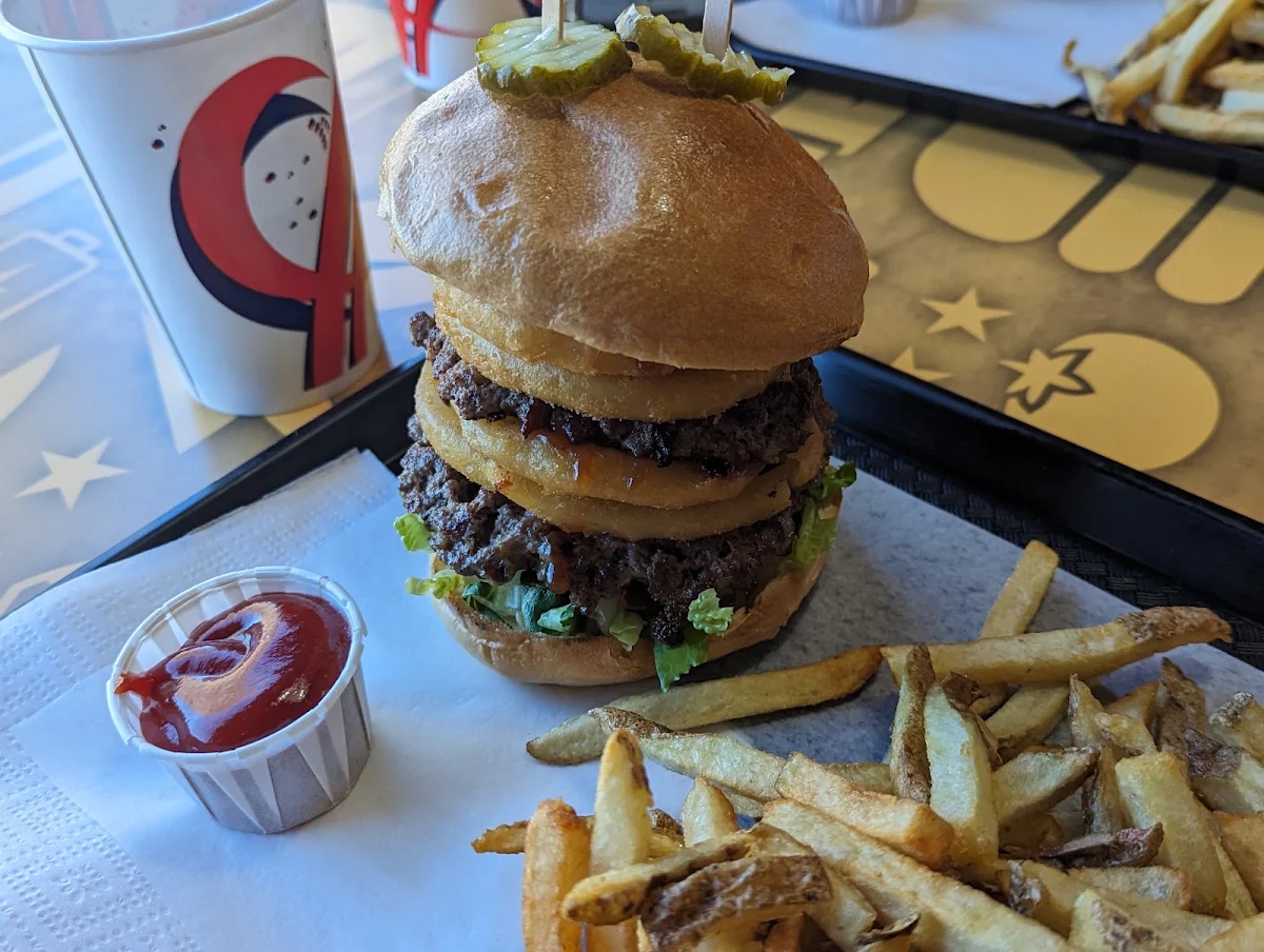 Charger Burger Combo, Charger Gourmet Burgers & Poutine ( HALAL )