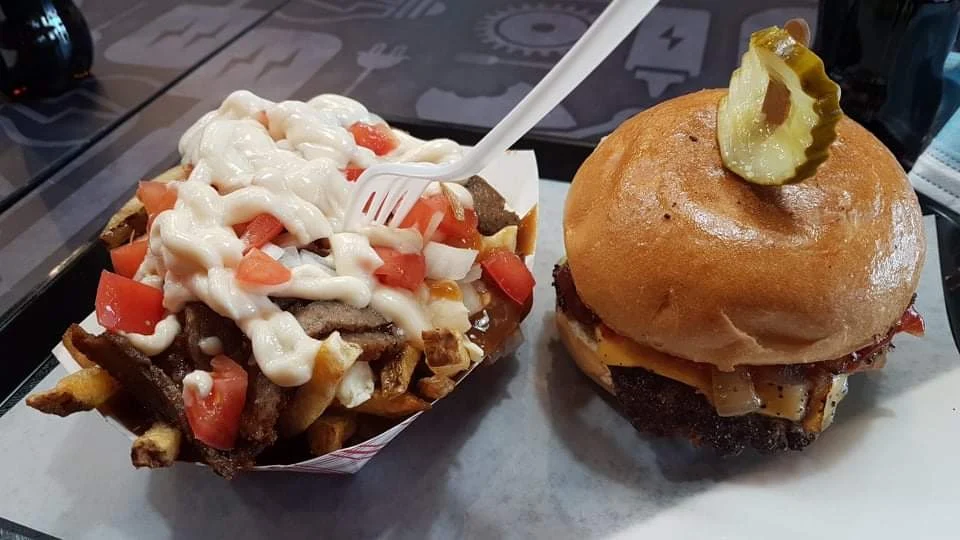 Donair Poutine and Classic Burger, Charger Gourmet Burgers & Poutine ( HALAL )