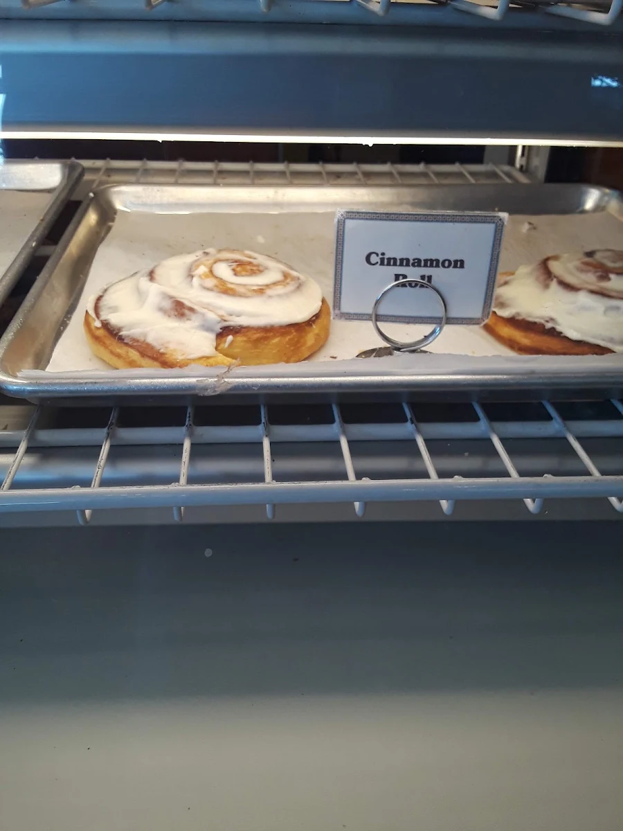 Big Cinnamon Rolls
