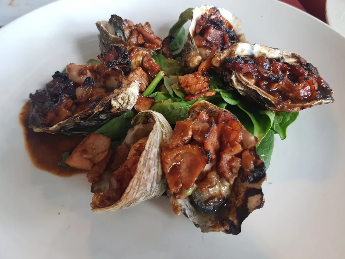 Oysters Kilpatrick, Tono on Borsari