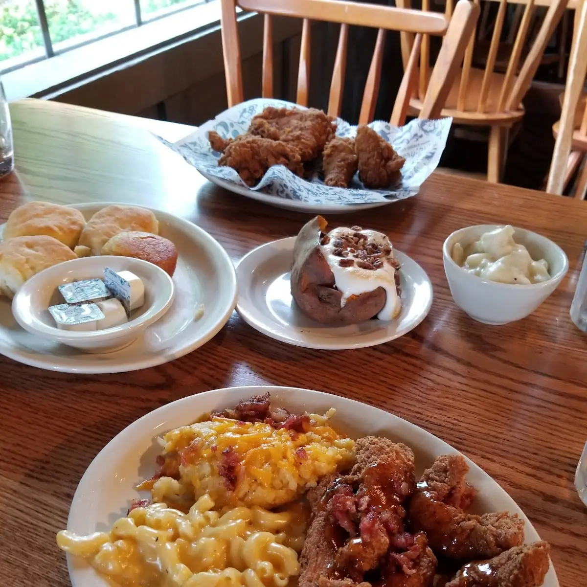 Honey Glazed Chicken with Mac and Cheese