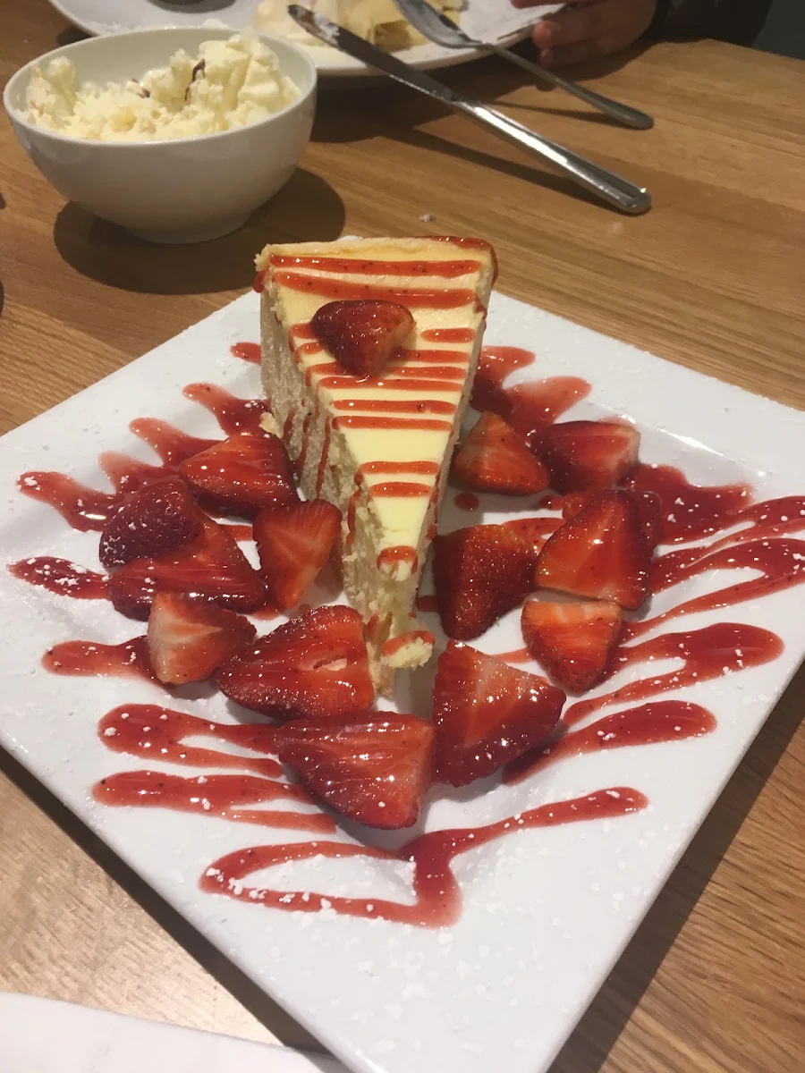 New York Cheesecake with Strawberry