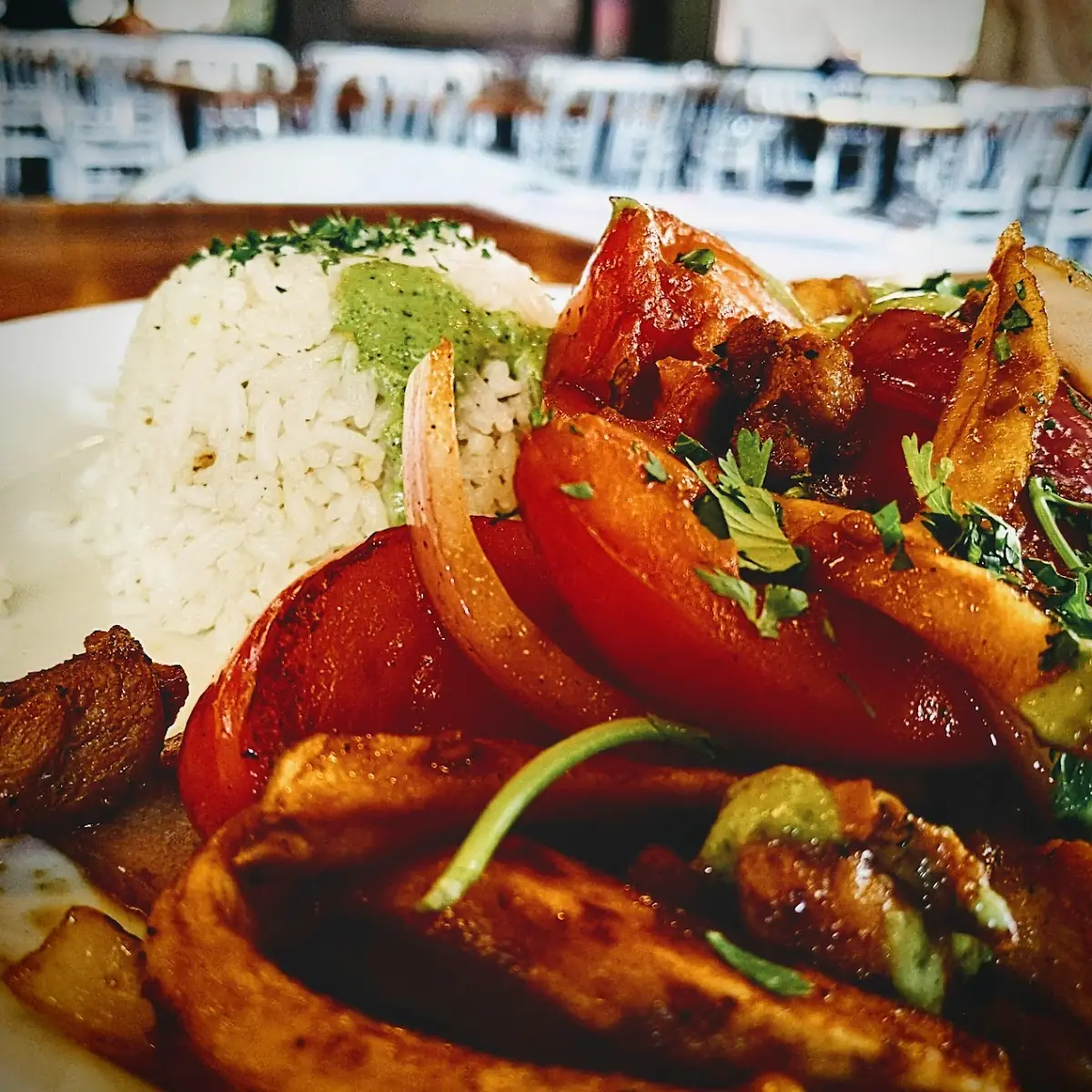 Pollo Saltado