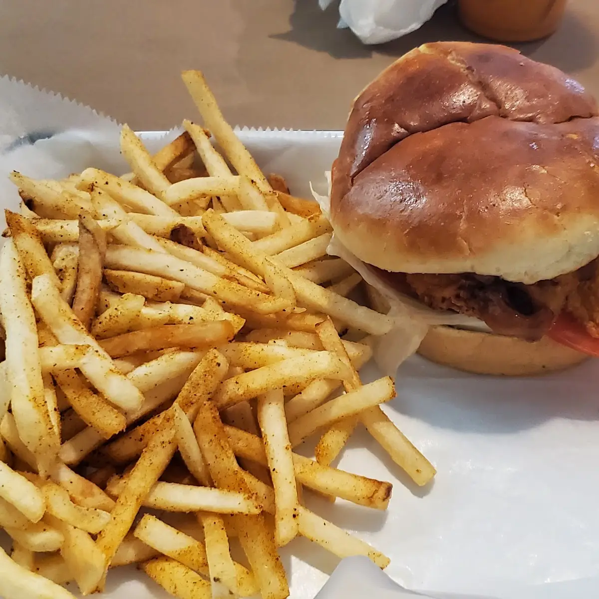 L Chicken Sandwich