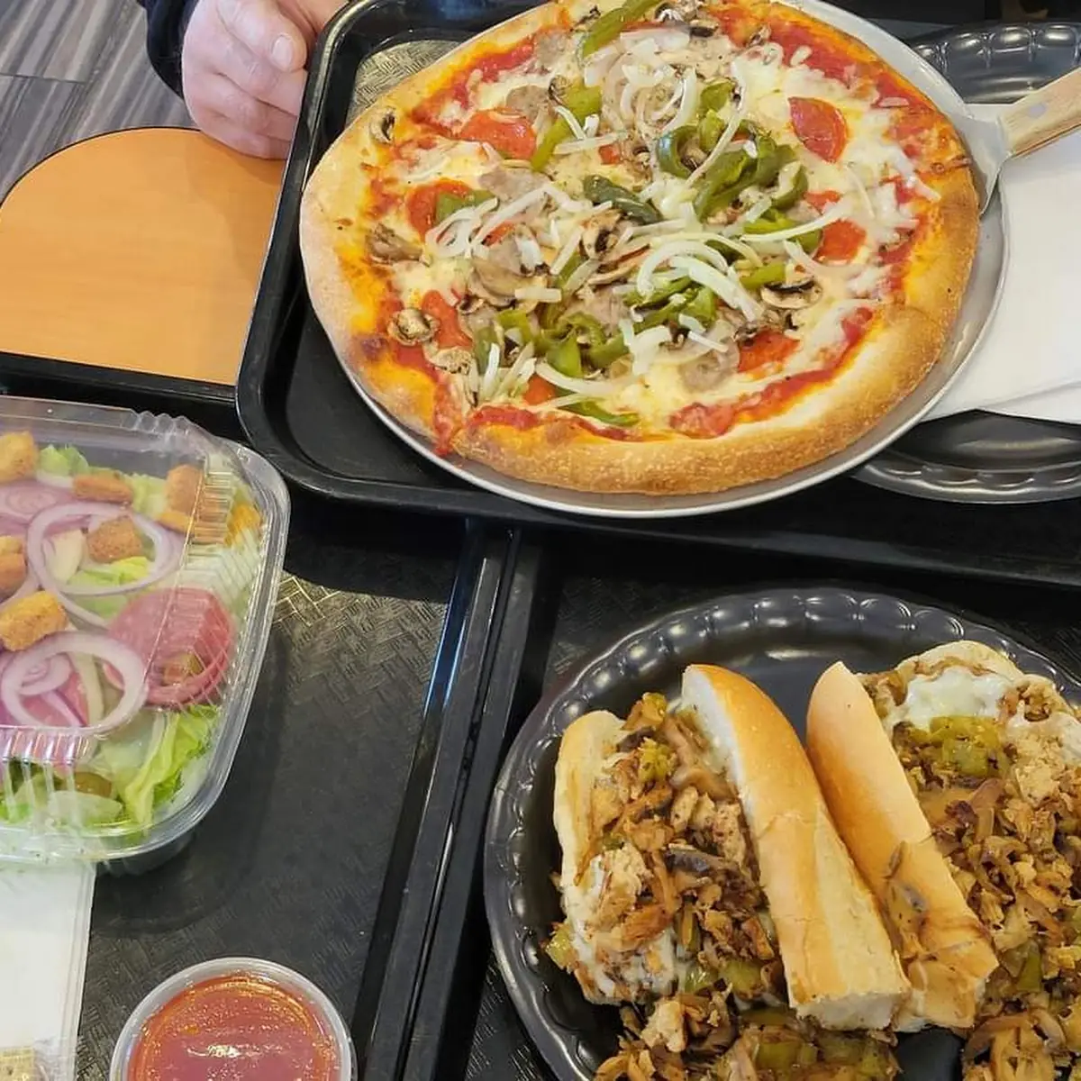 Simona's Supreme Pizza