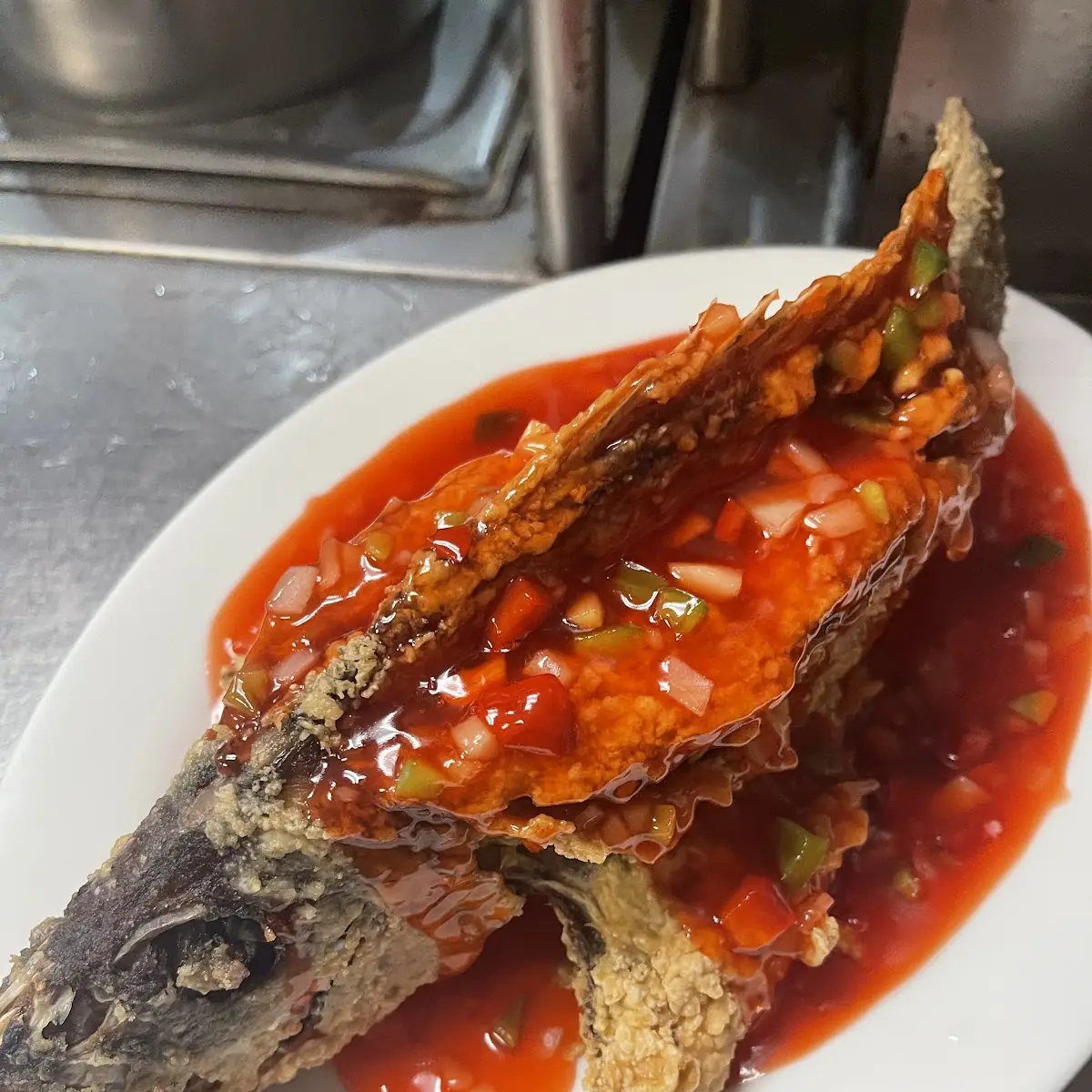 Crispy Whole Fish with White Rice