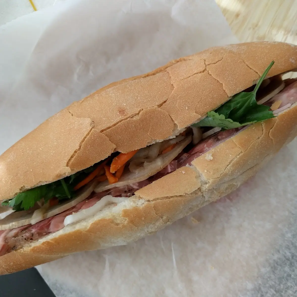 Bánh Mì Thịt Nguội