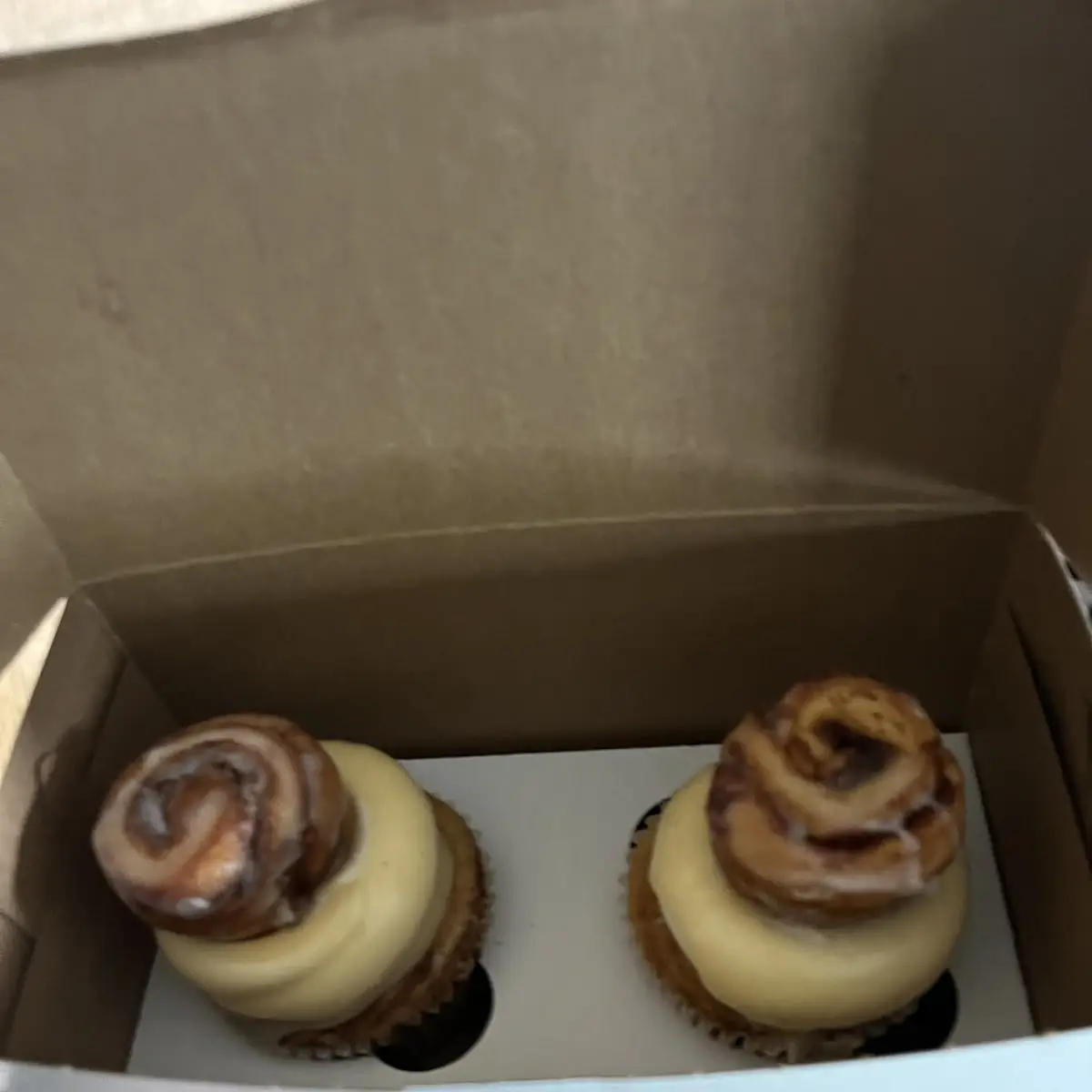 Cinnamon Roll Cupcake