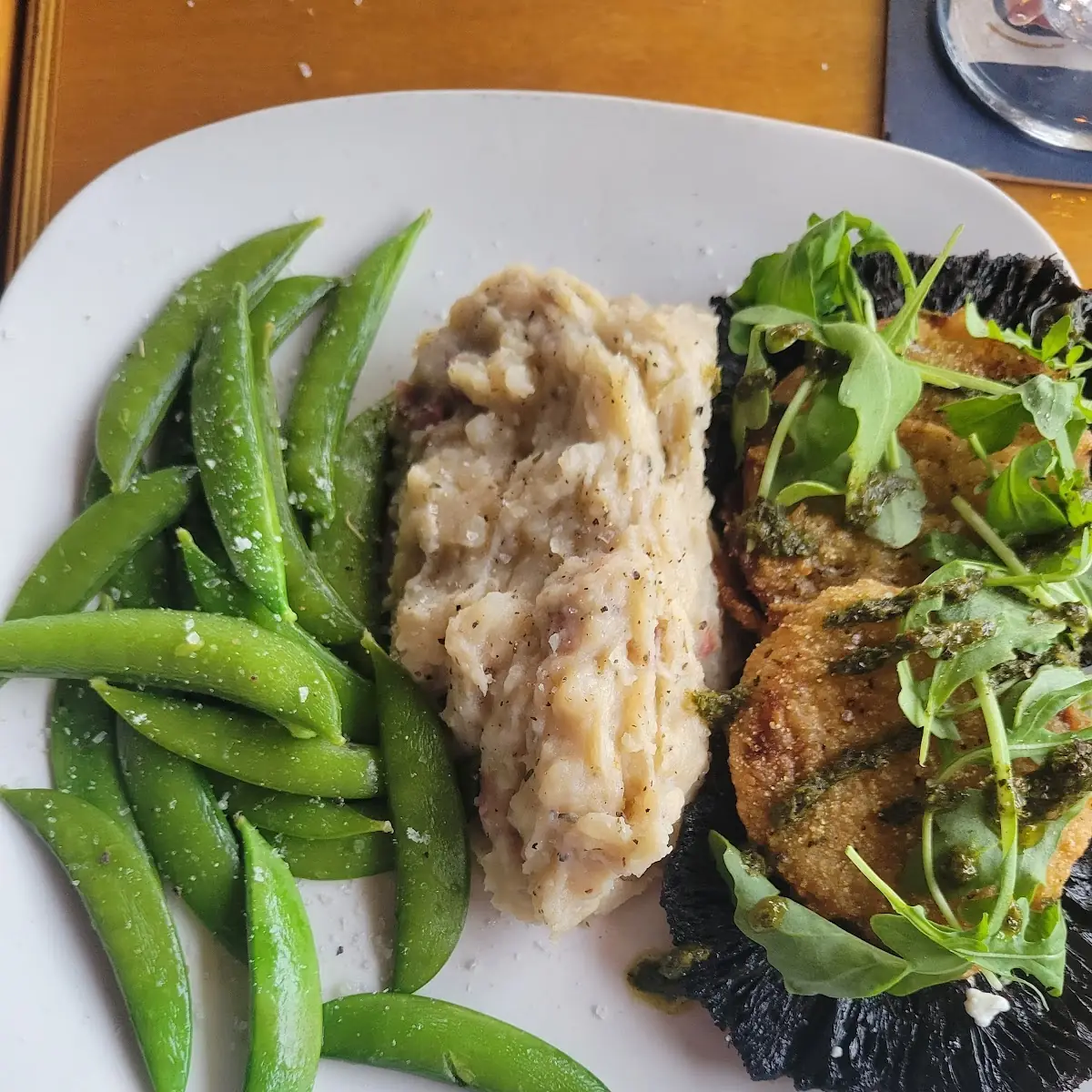 Fried Green Tomatoes and Grilled Mushrooms