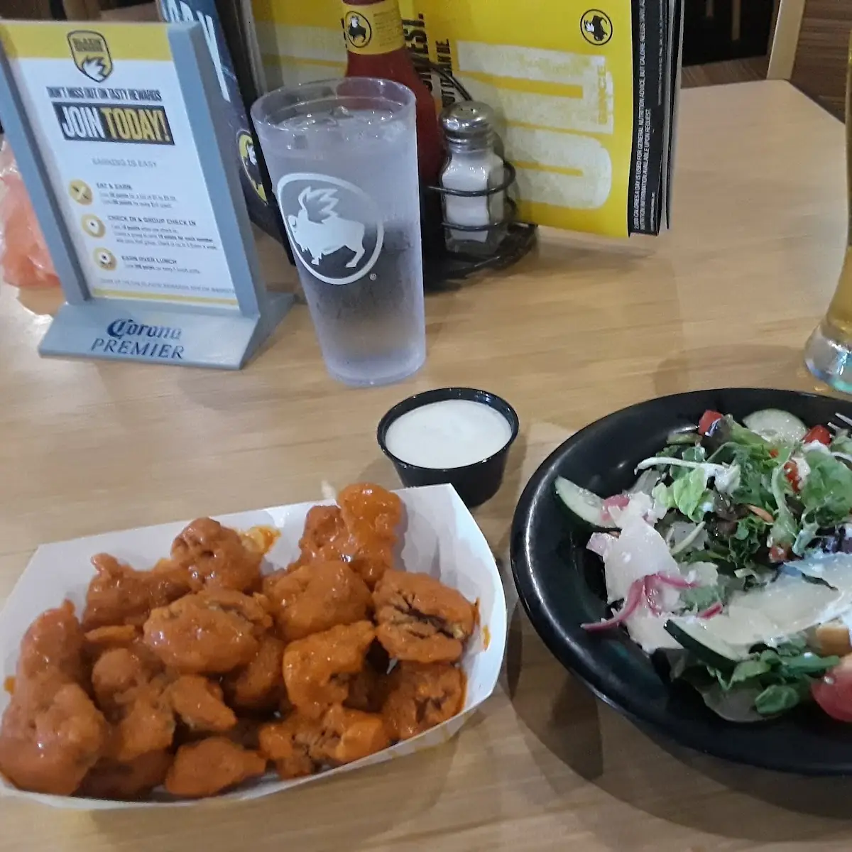 Boneless Wings and Side House Salad