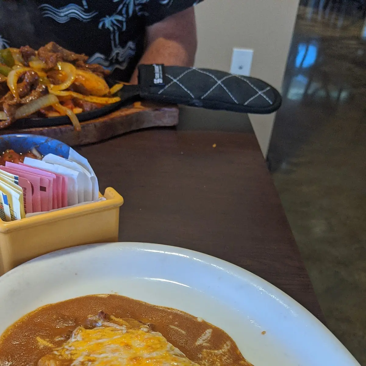 31. Ground Beef Burrito, Relleno