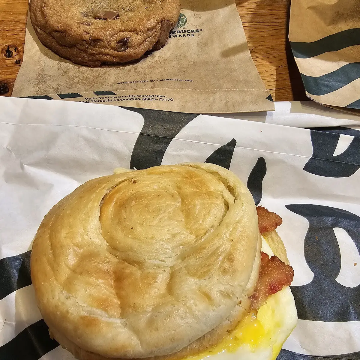 Turkey Bacon Cheddar & Egg White Sandwich