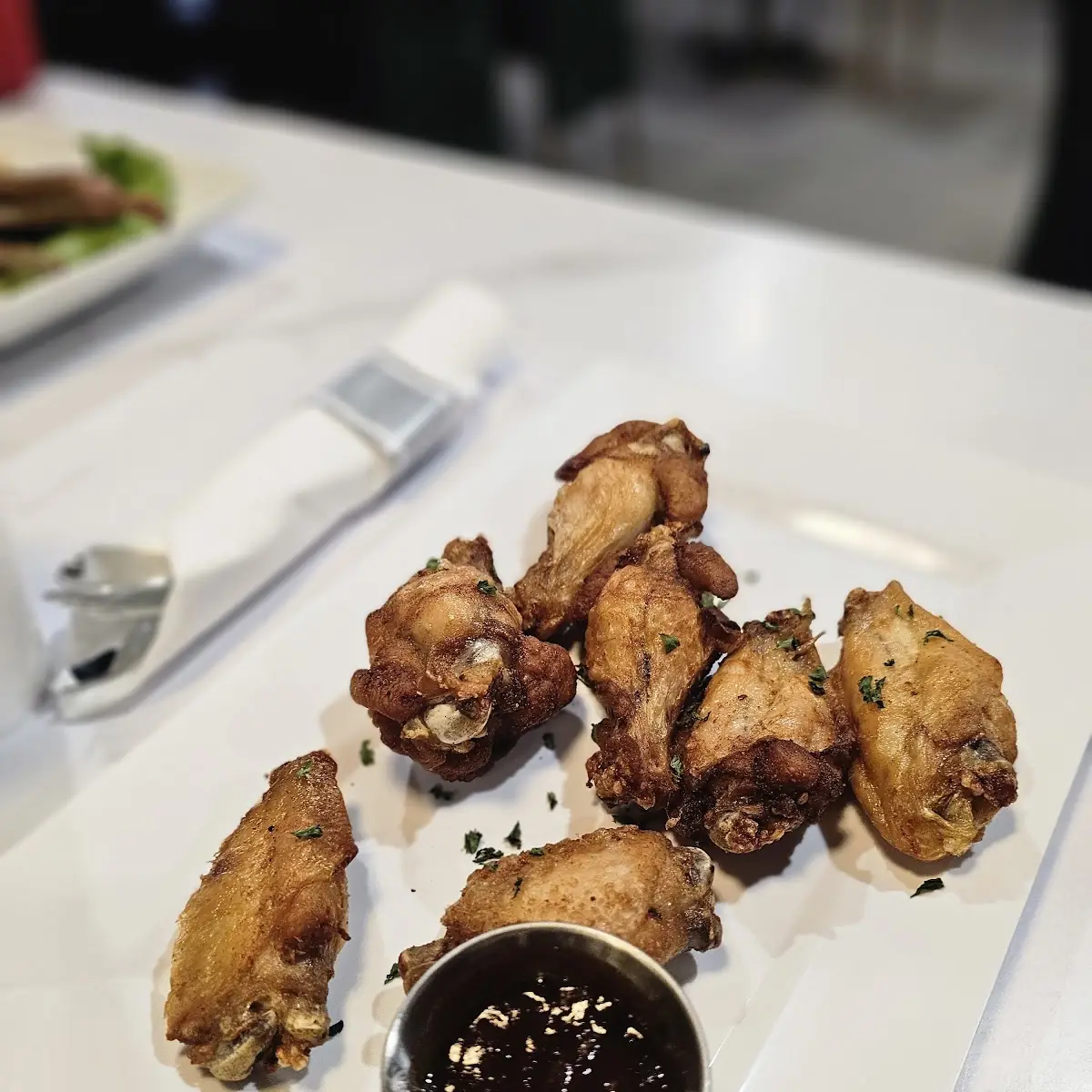 Chicken Wings with Barbecue Sauce