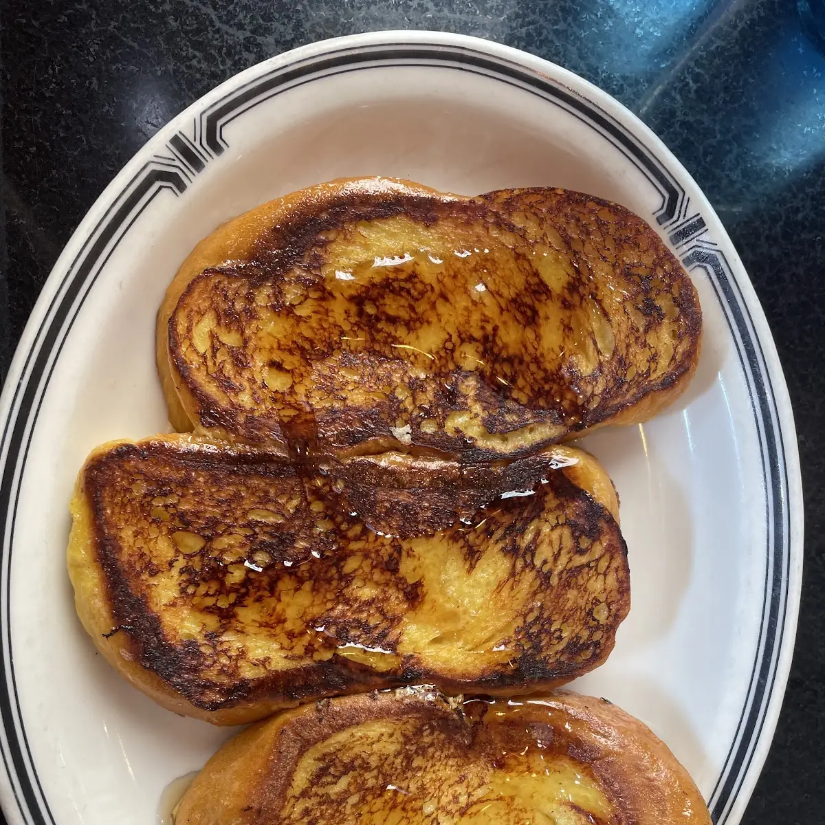 French Toast w Strawberries and Crispy Bacon