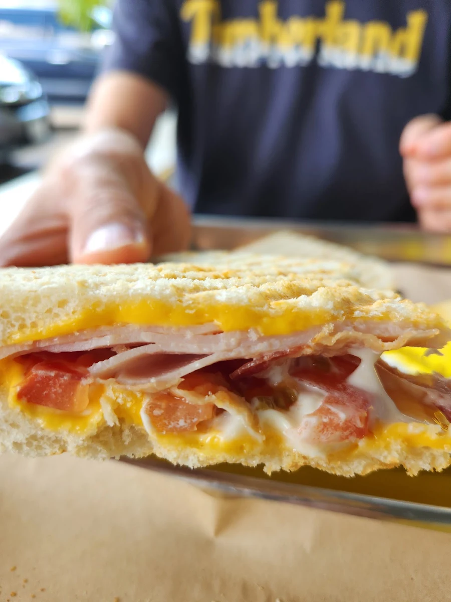 Breakfast Sandwich
