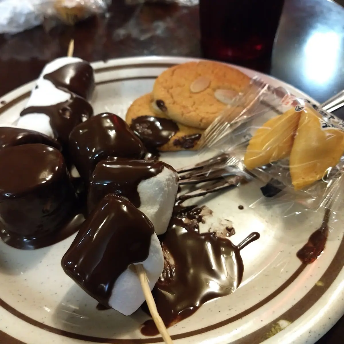 Chocolate Dipped Marshmallows