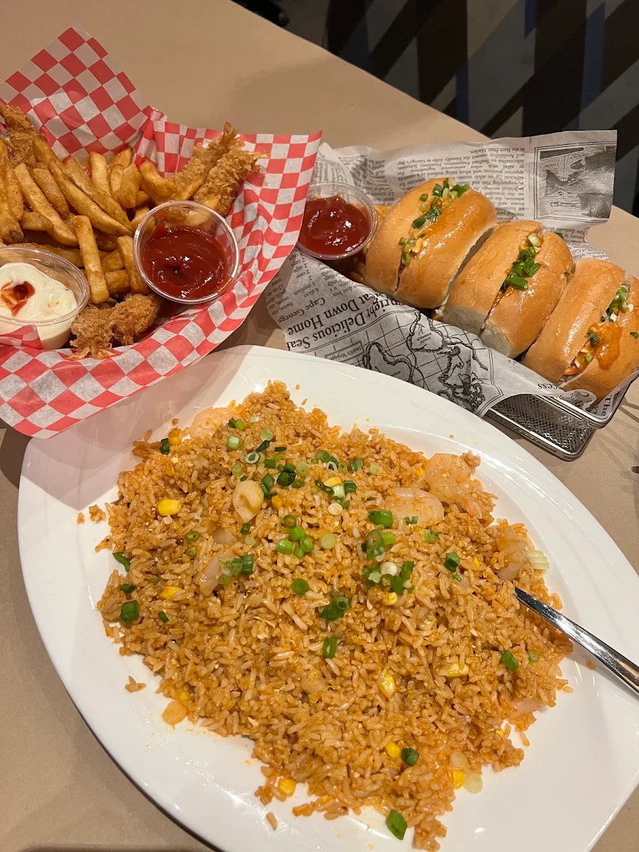 The Captain's Fried Rice, The Captain's Boil