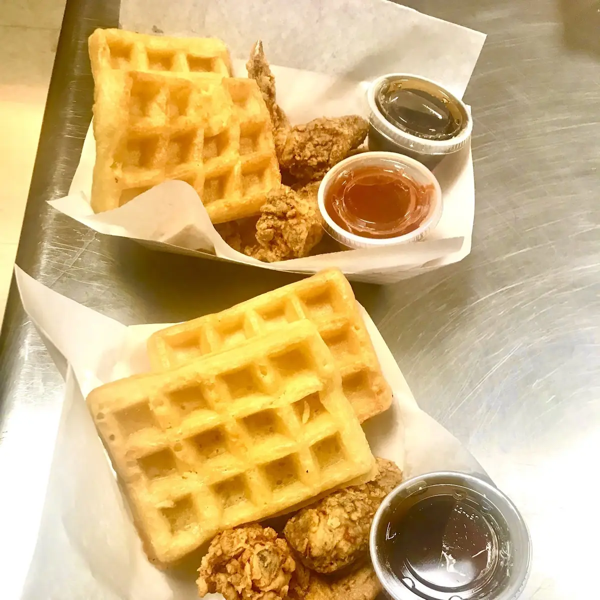 4 Mix Chicken & Waffles