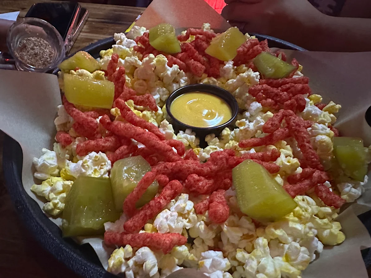 Hot Cheetos w Cheese