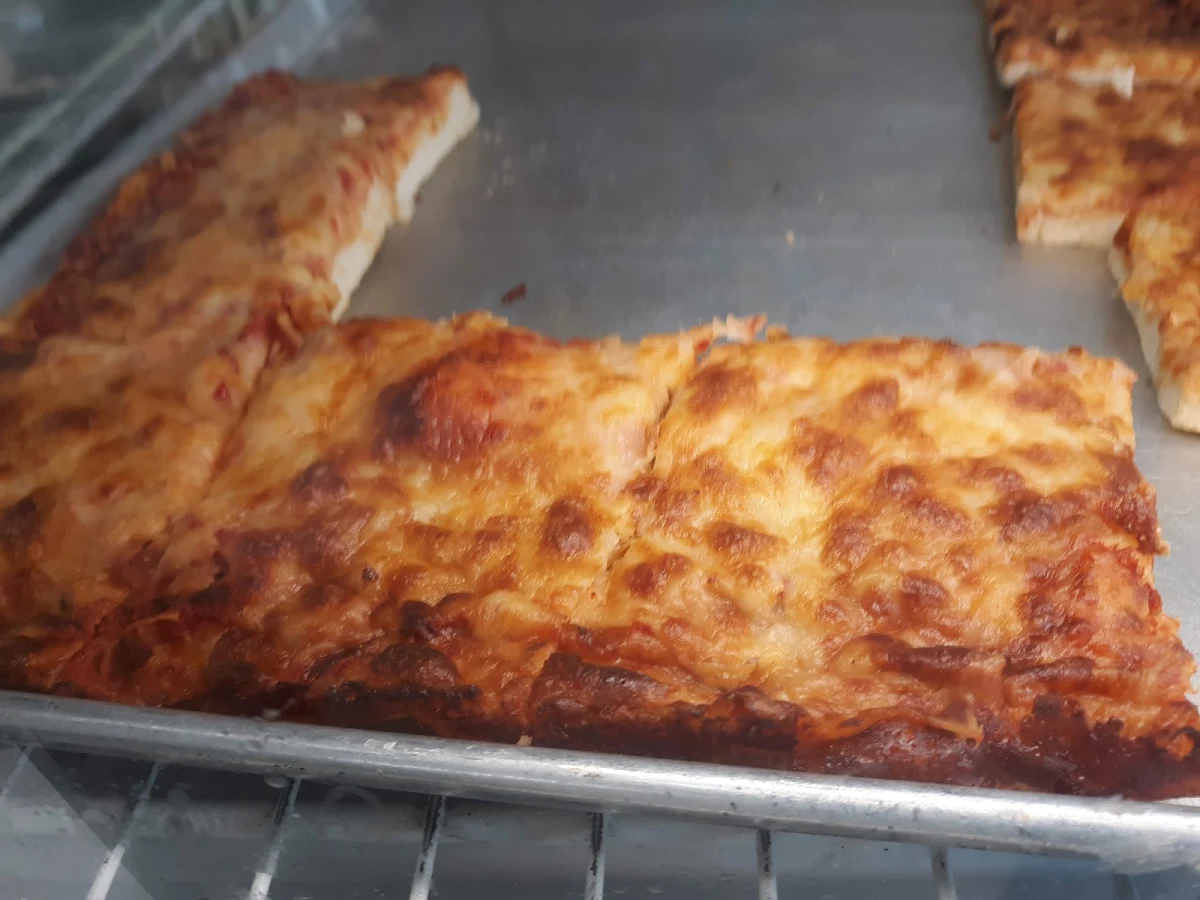 Cheese Pizza Slices