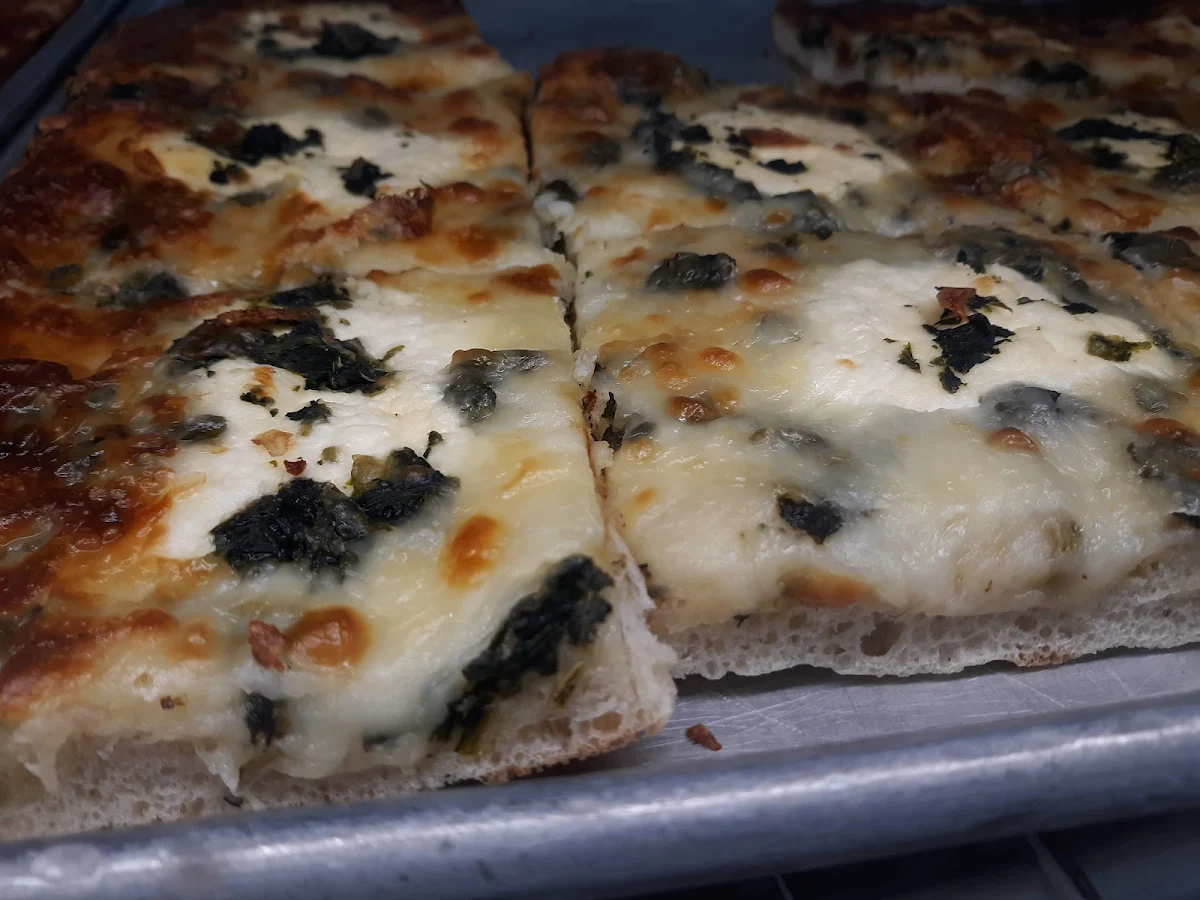 Spinach & Ricotta Pizza