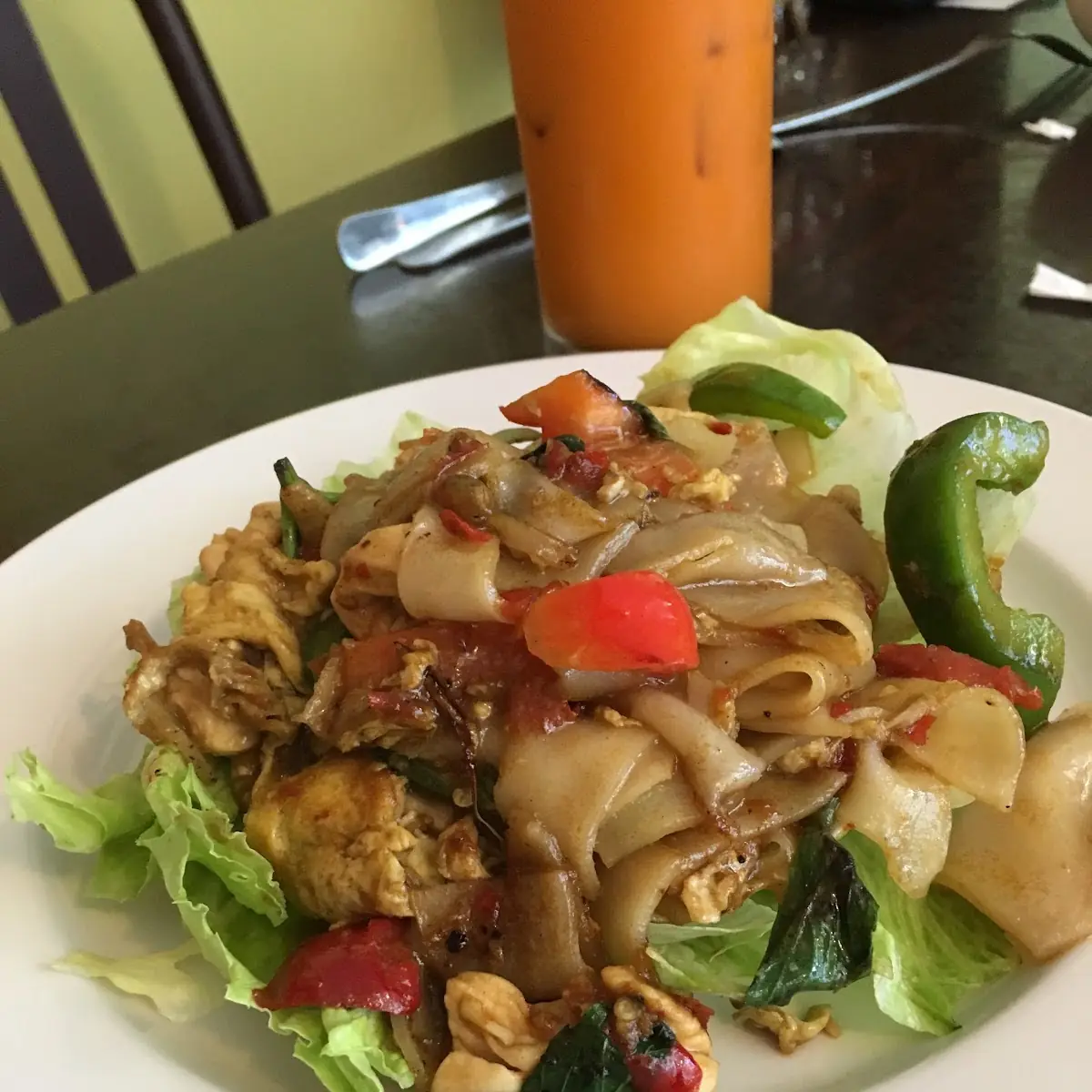 Drunken Noodle