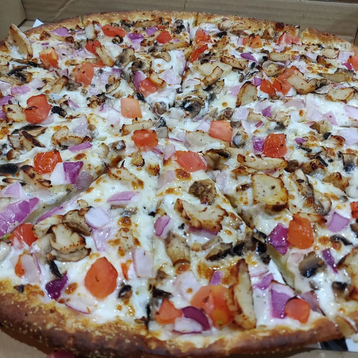 Garlic Chicken Pizza