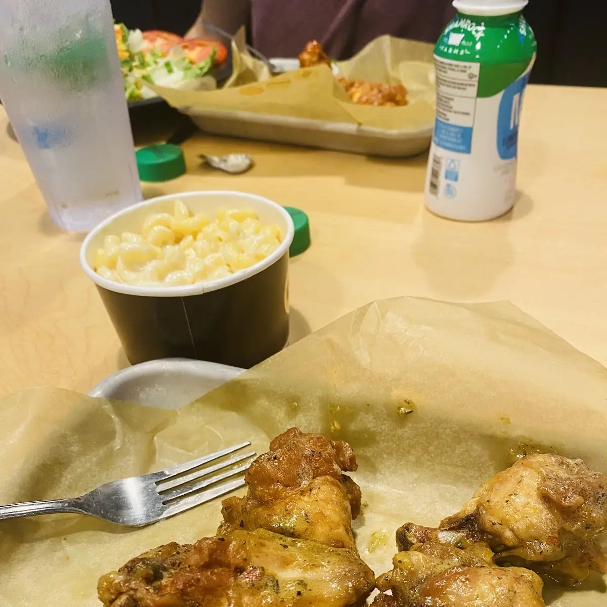 Traditional Wings with Garlic Sauce