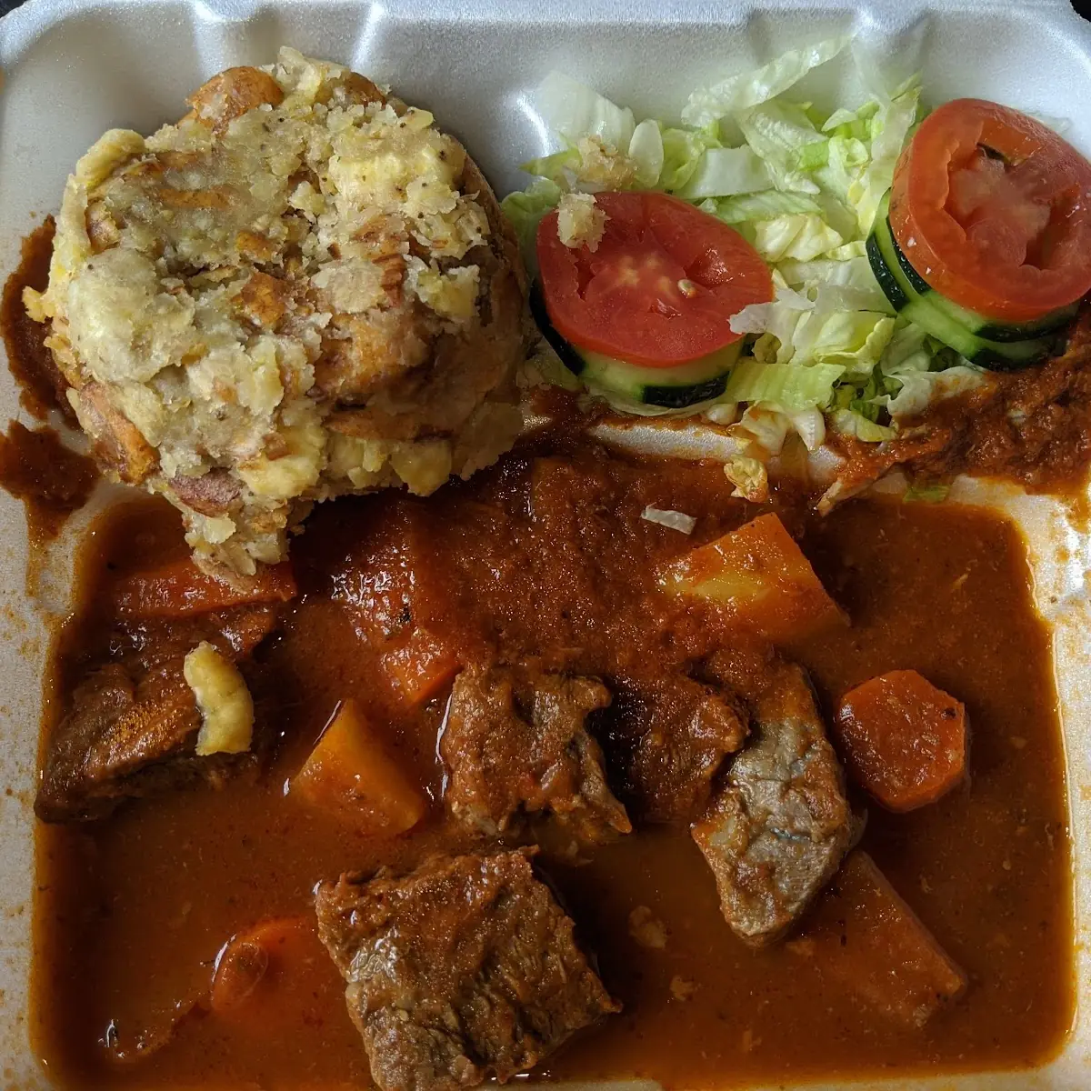 Mofongo Con Carne Guisada