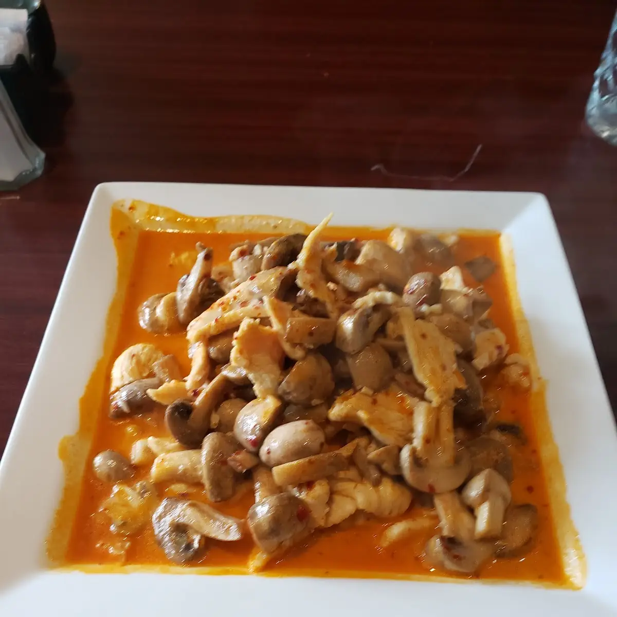 Curry Chicken with Mushrooms