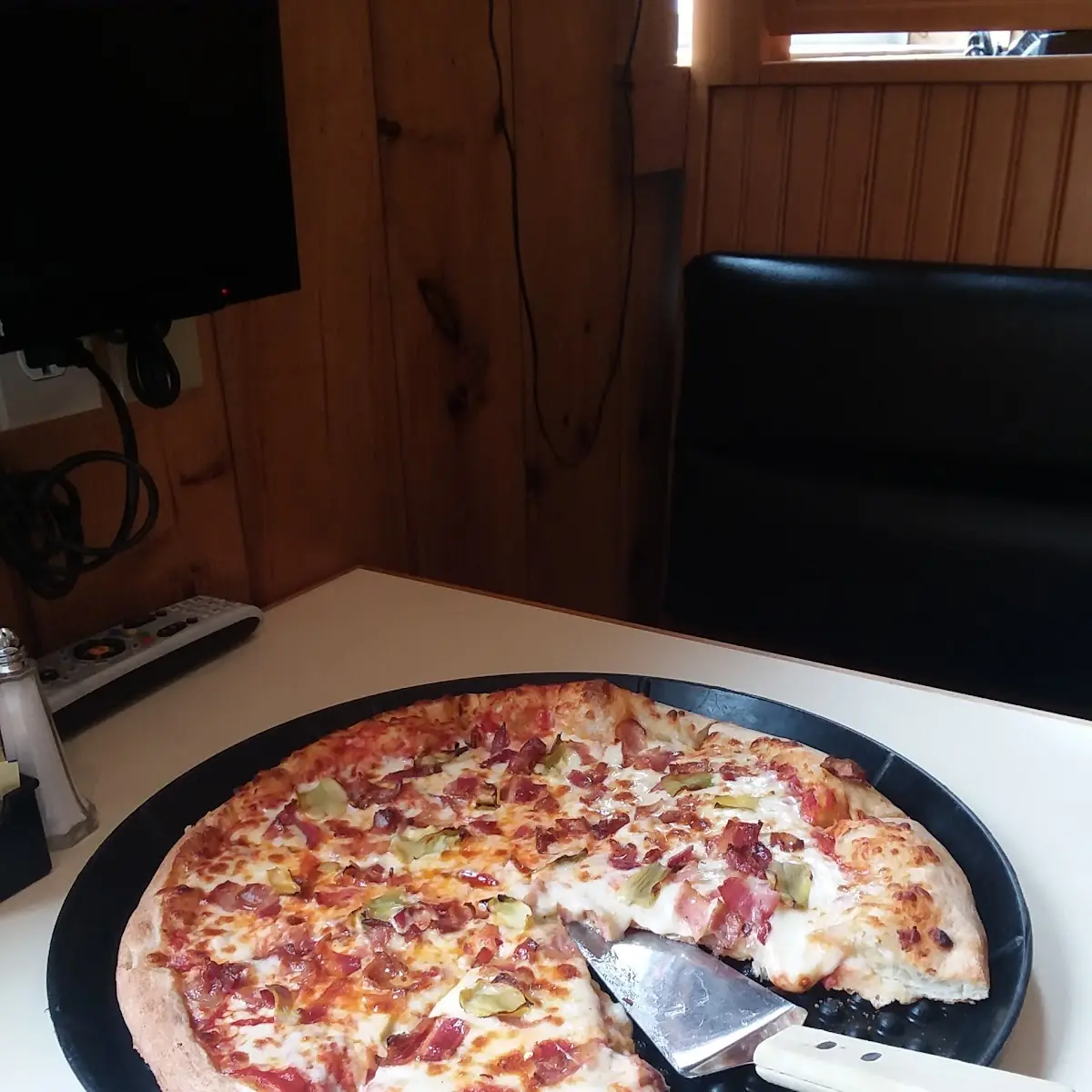 Artichoke Pizza