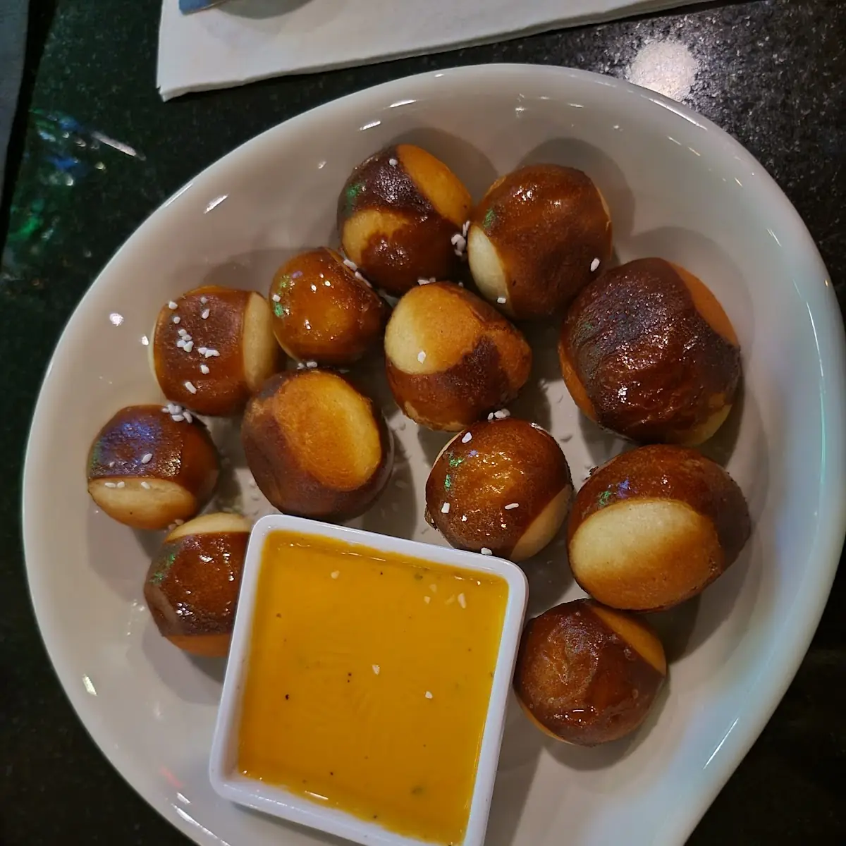 Pretzel Bites
