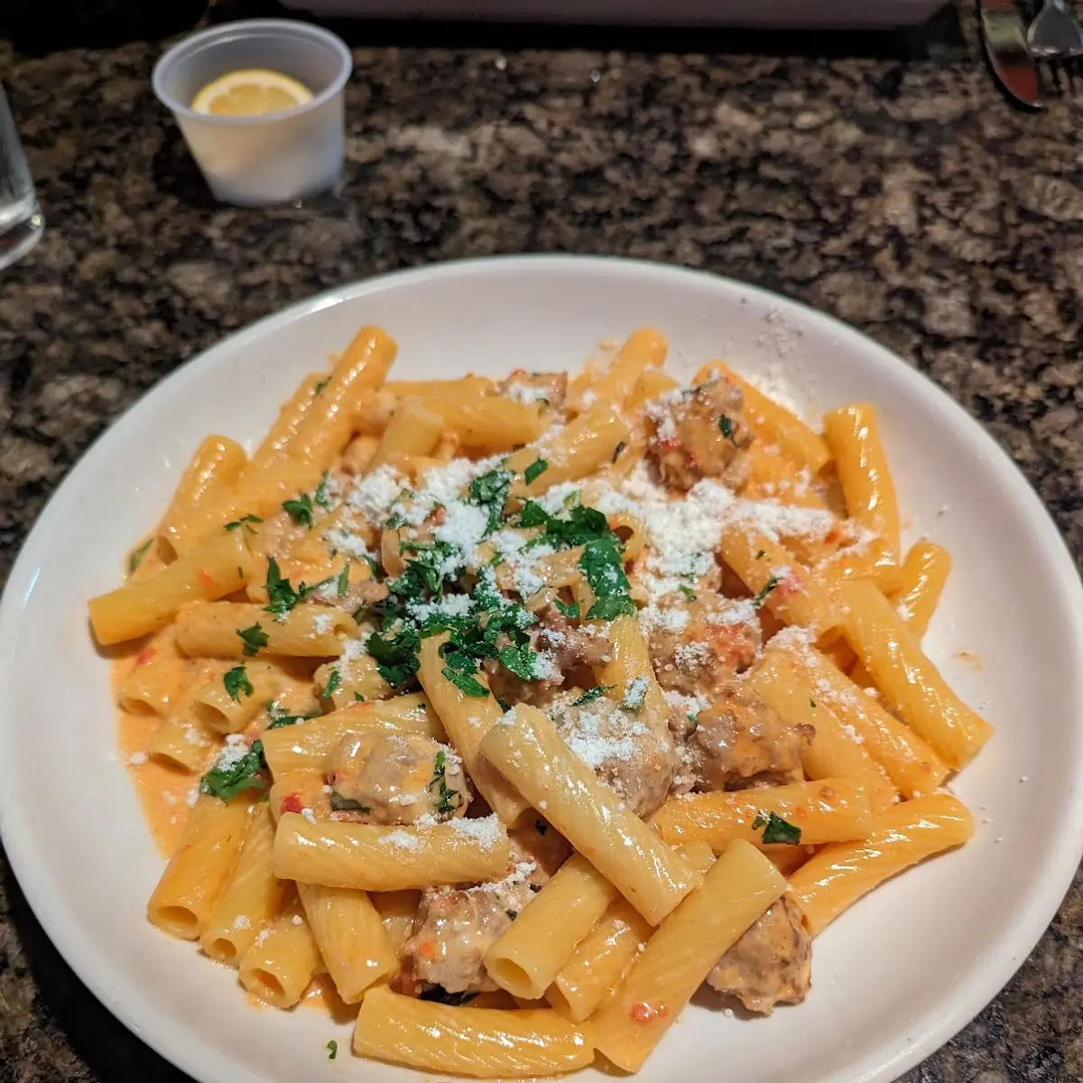 Rigatoni & Vodka Sauce