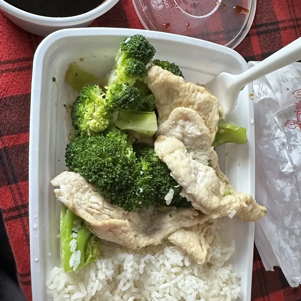 Steamed Chicken w Broccoli