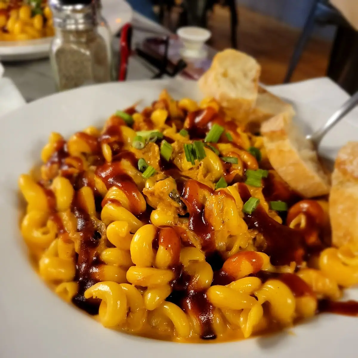 Mac & Cheese with Pulled Pork