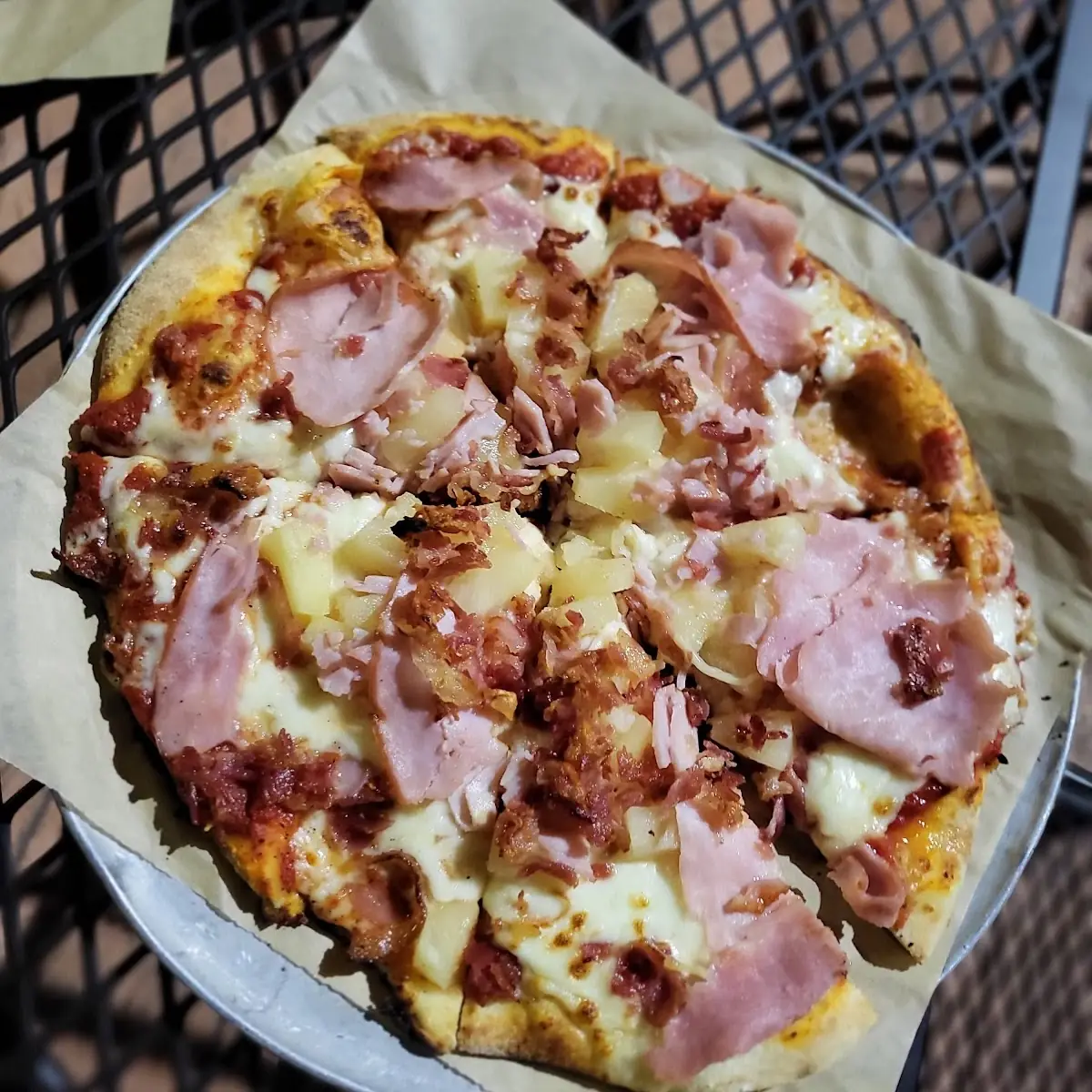 Hawaiian Pizza