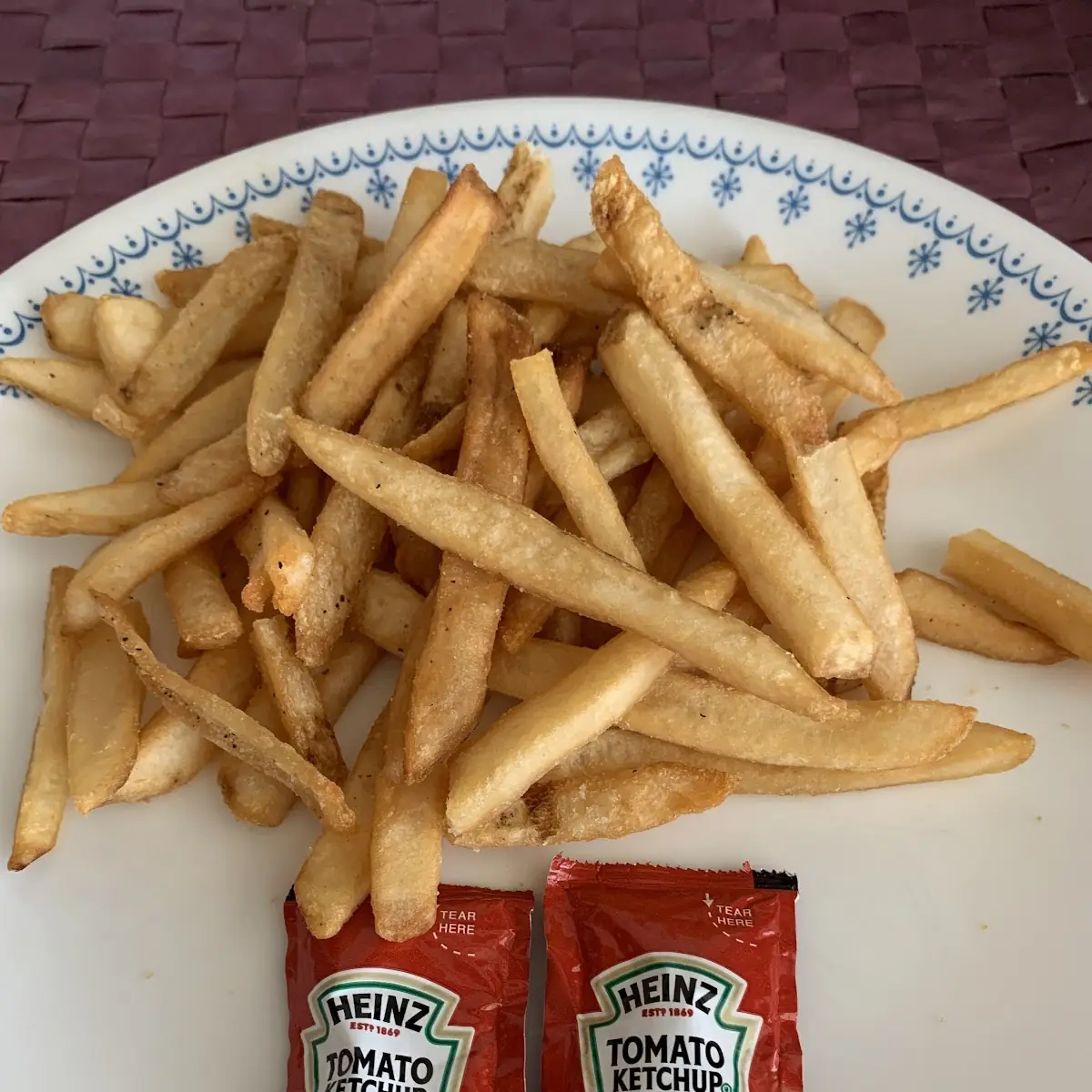 French Fries with 2 Ketchup Packets