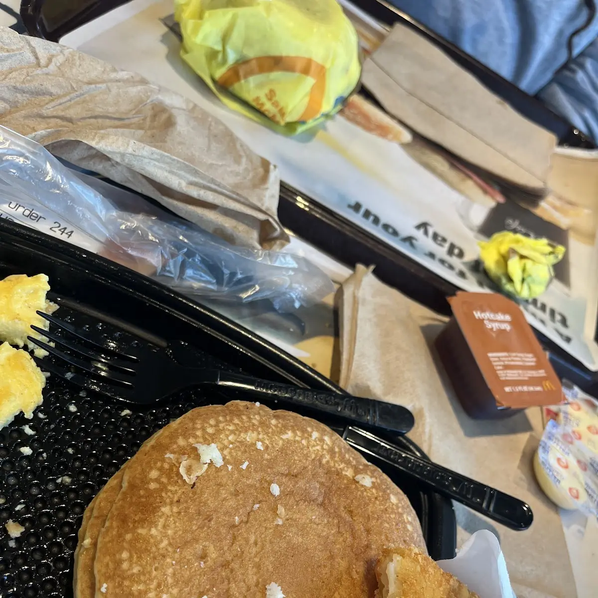 Big Breakfast with Hotcakes