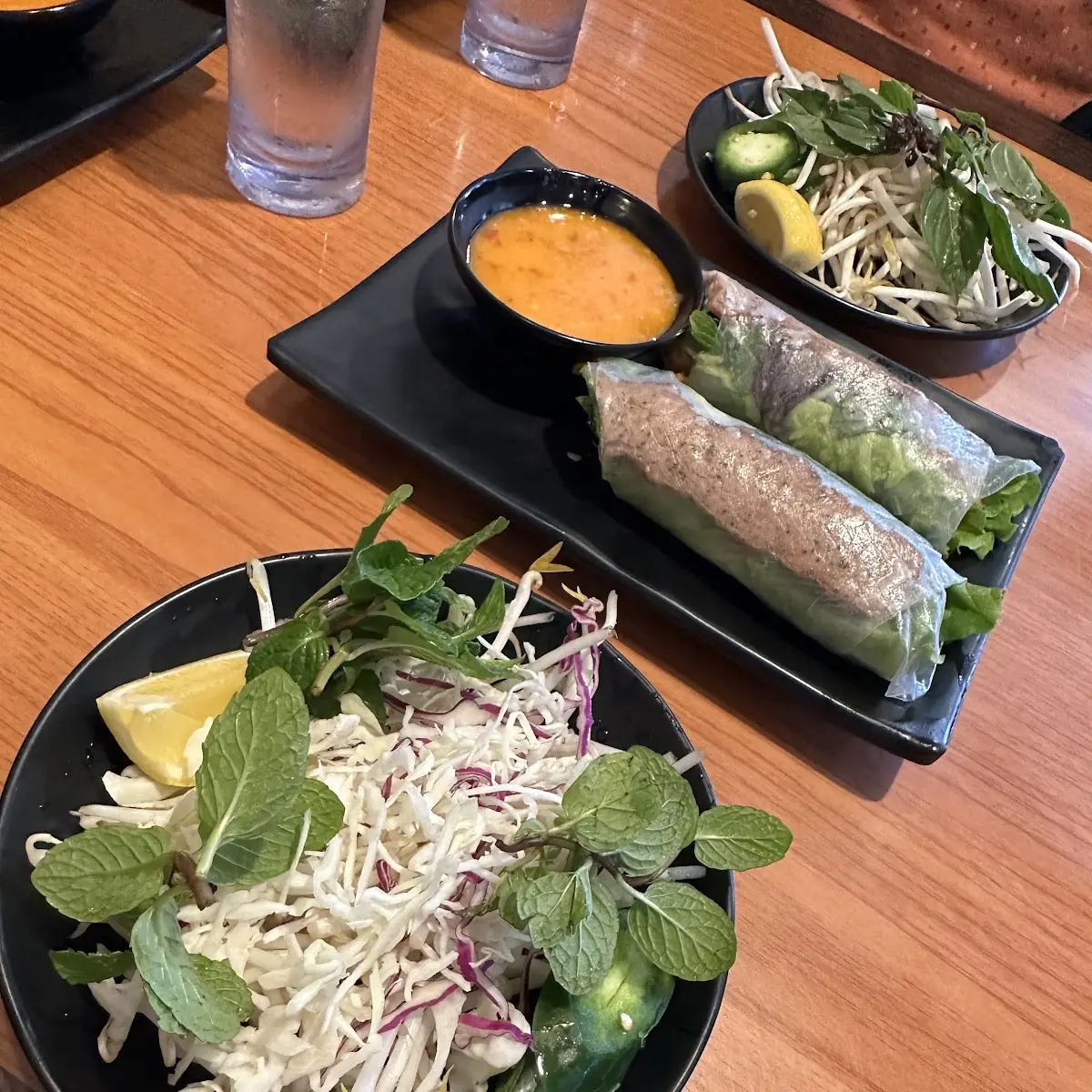 Shrimp Summer Rolls with Dip