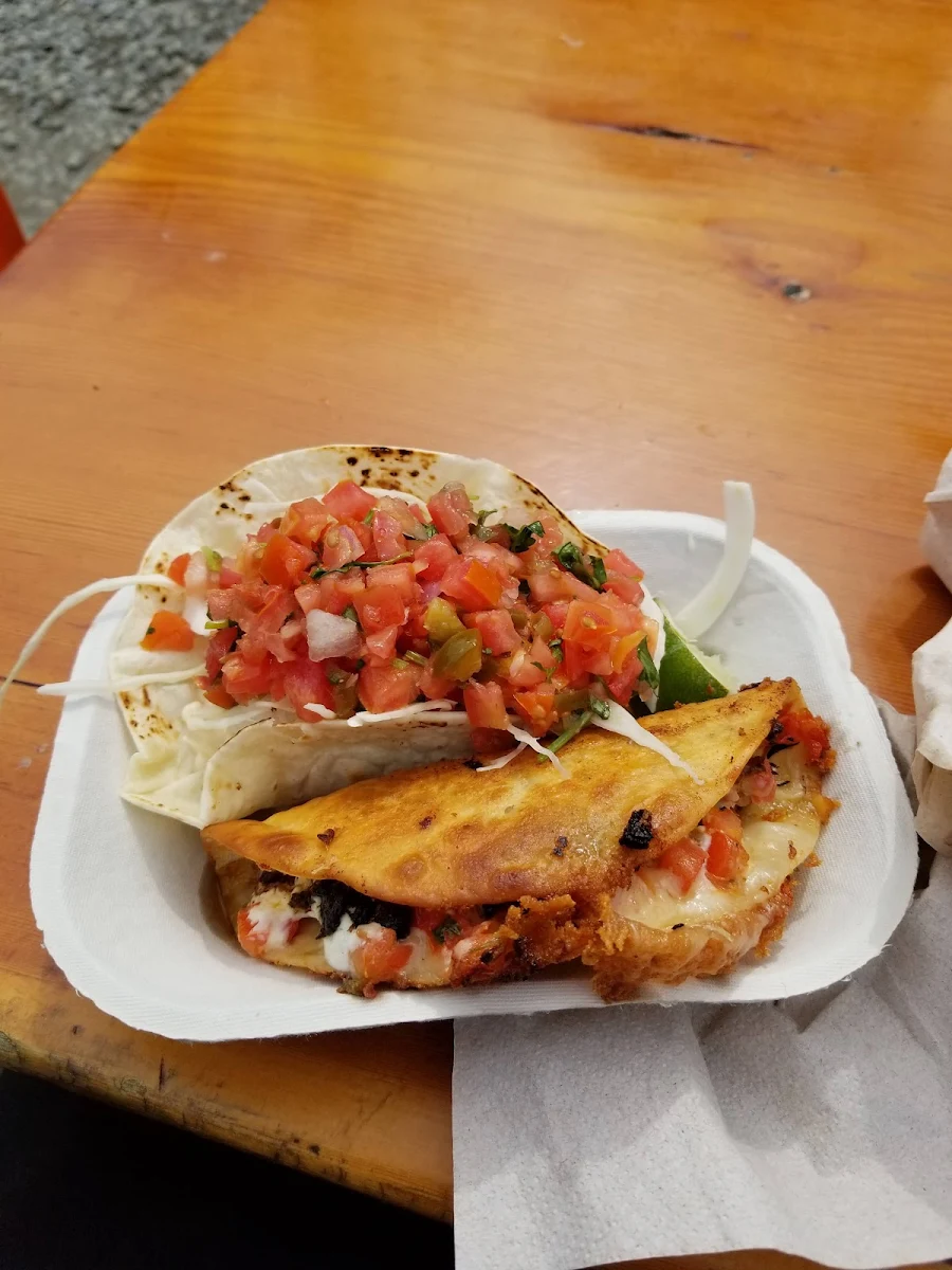 Crispy Chicken Gringas, Tacofino Tofino (Original Truck)