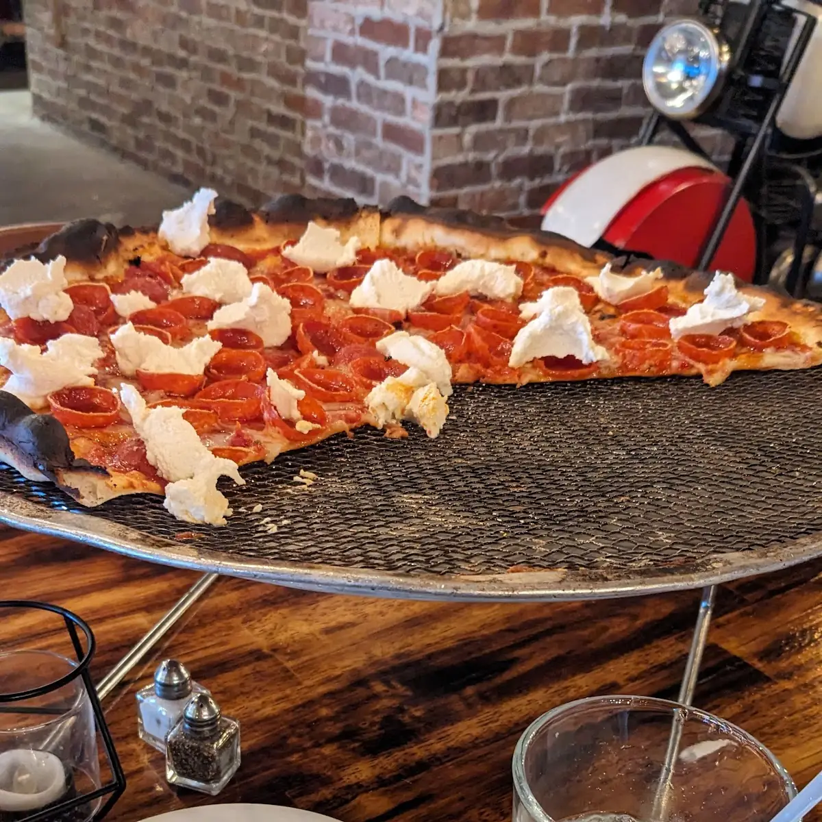 Bee Sting Pizza w Ricotta Cheese