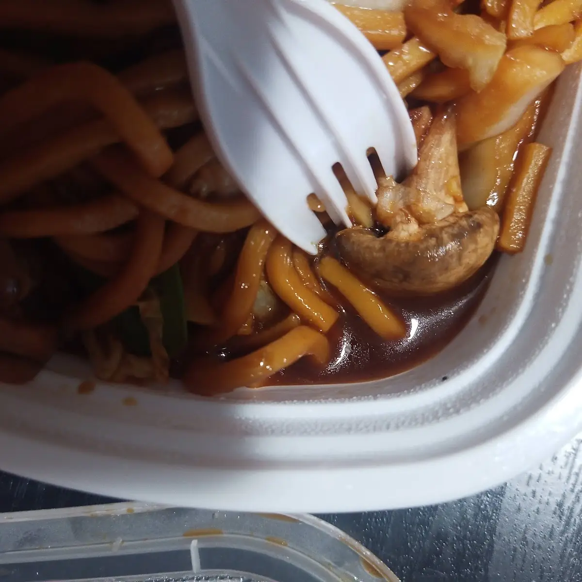 Vegetable Lo Mein