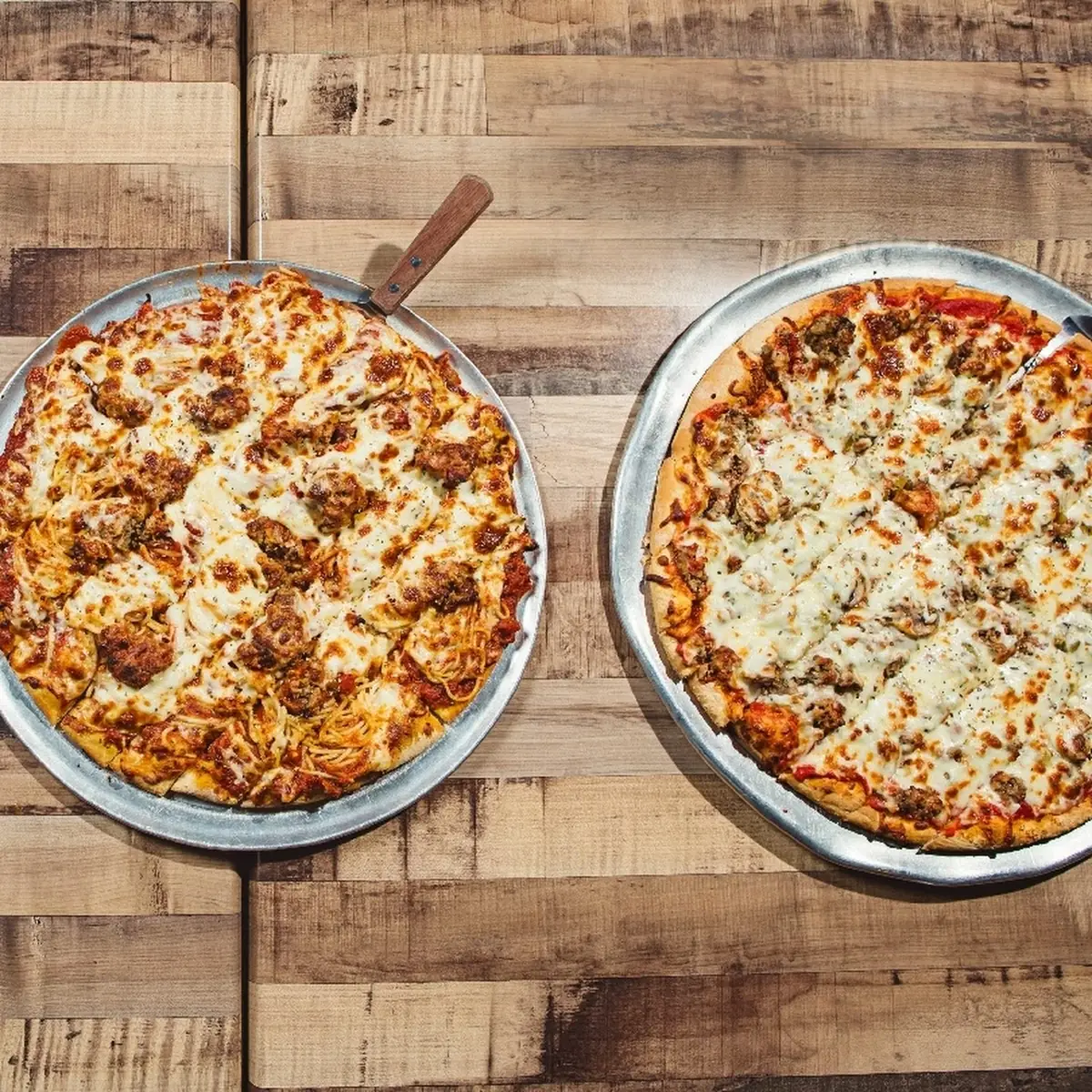 Spaghetti & Meatball Pizza