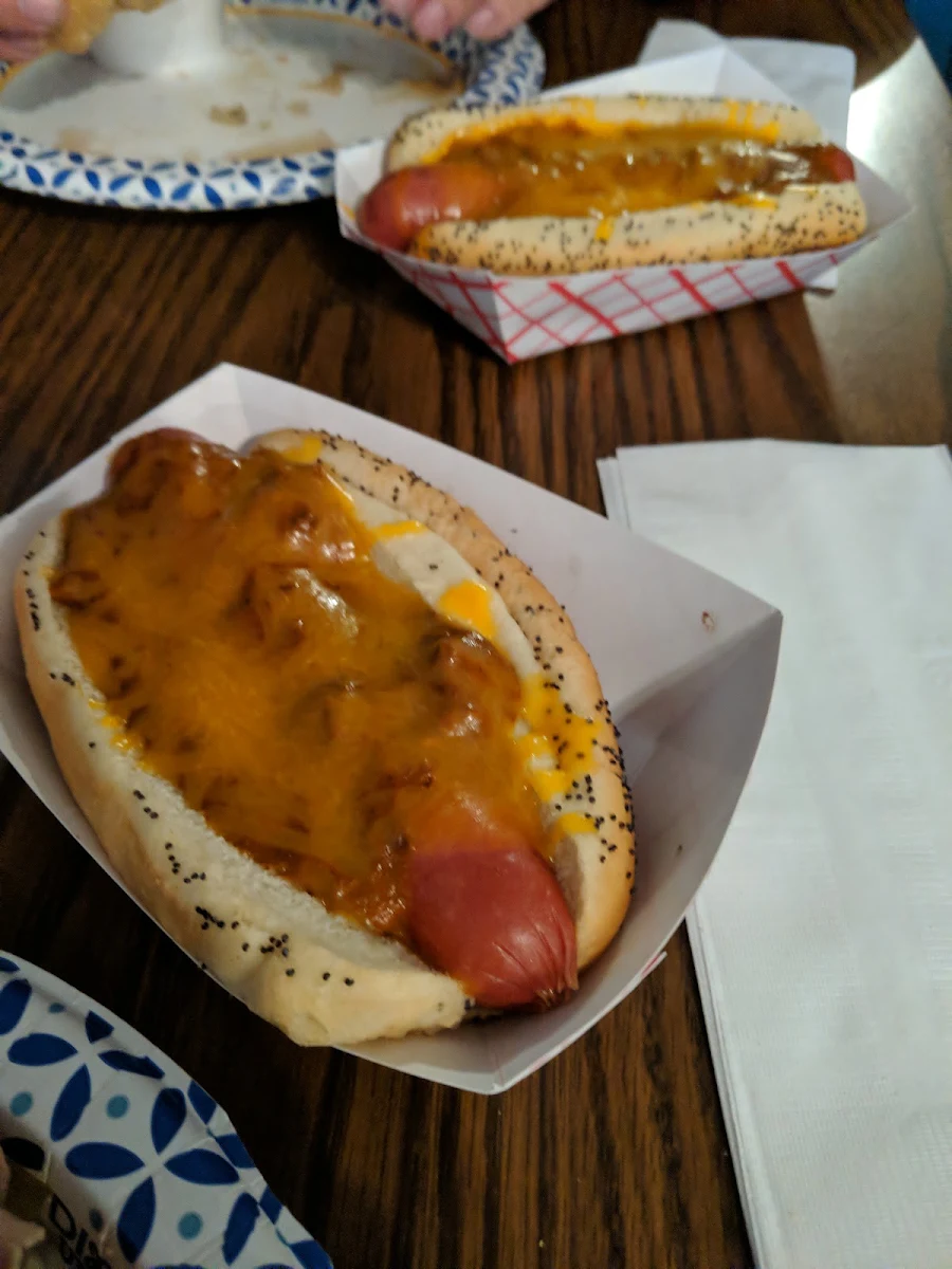 Hot Dog w American Cheese