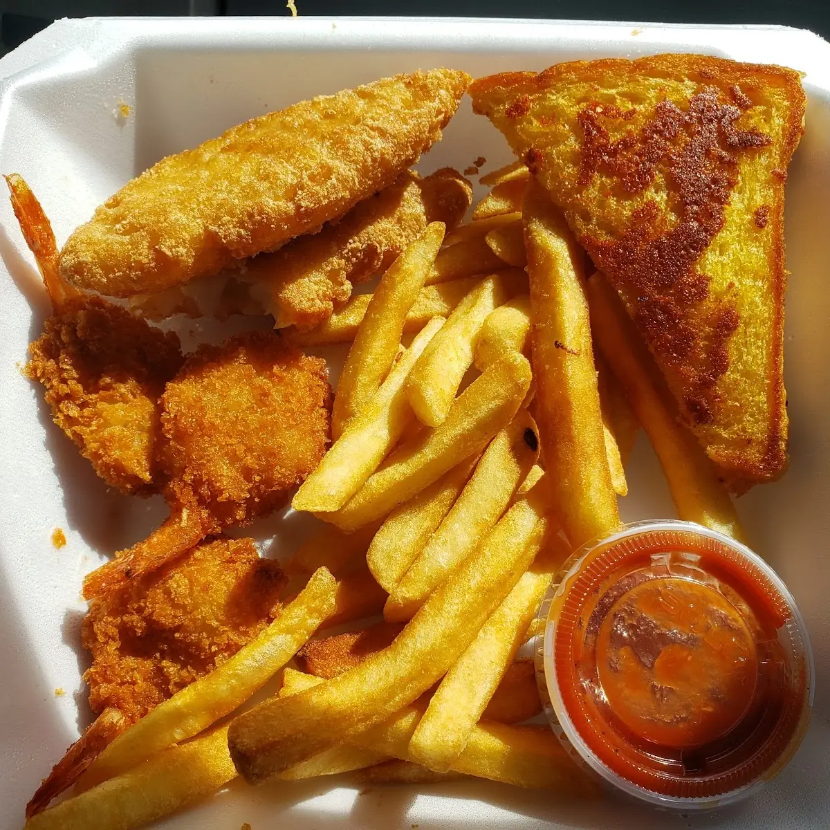 Cod & Shrimp Basket w Fries