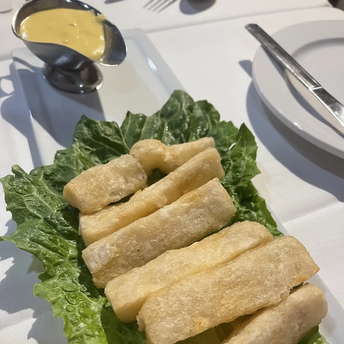 Yucas a La Huancaina