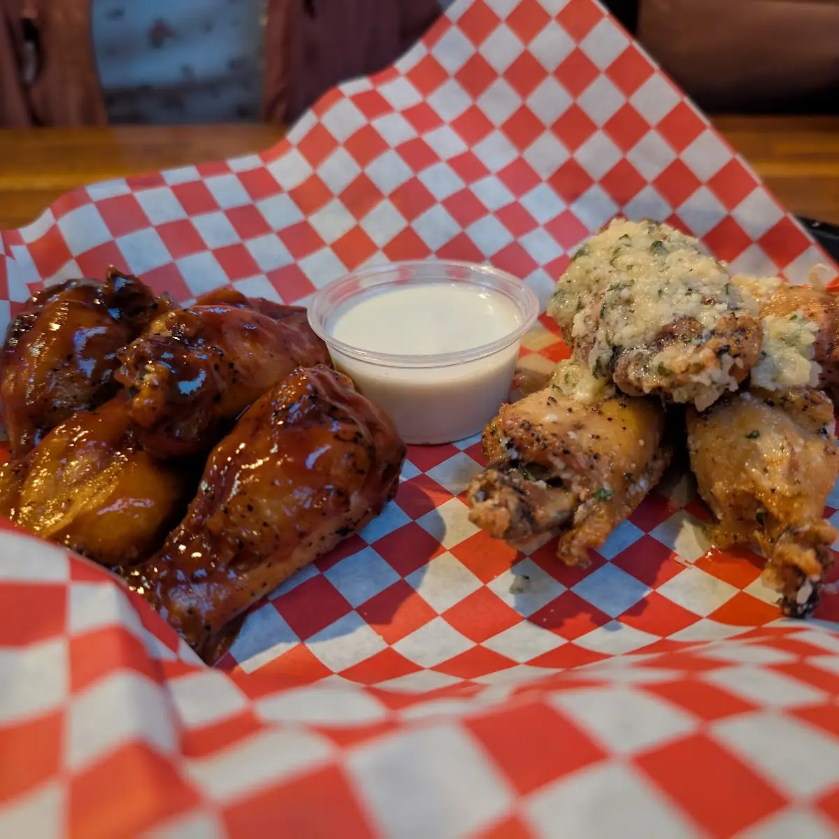 Barbecue & Garlic Butter Parmesan Wing
