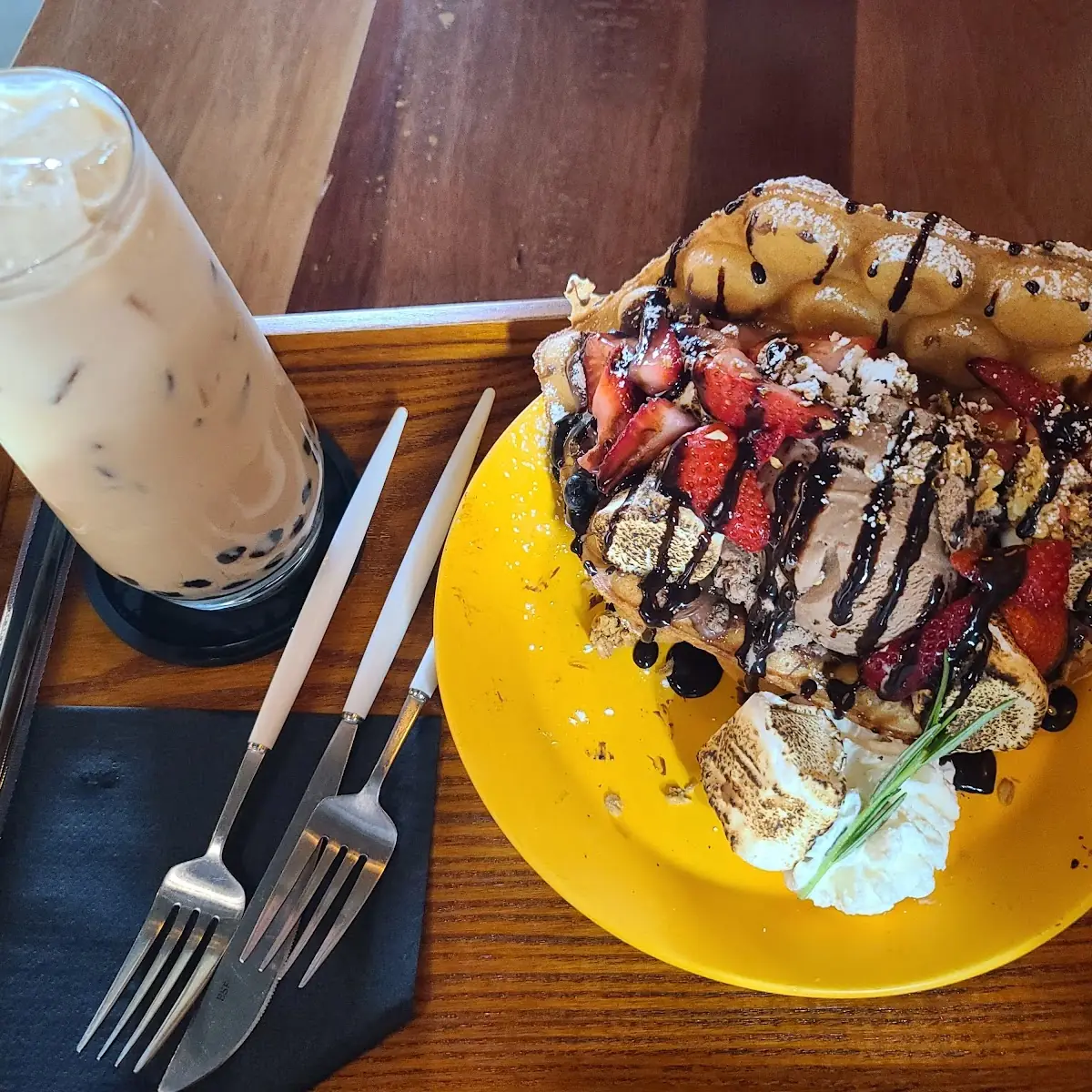 Strawberry Nutella Waffle